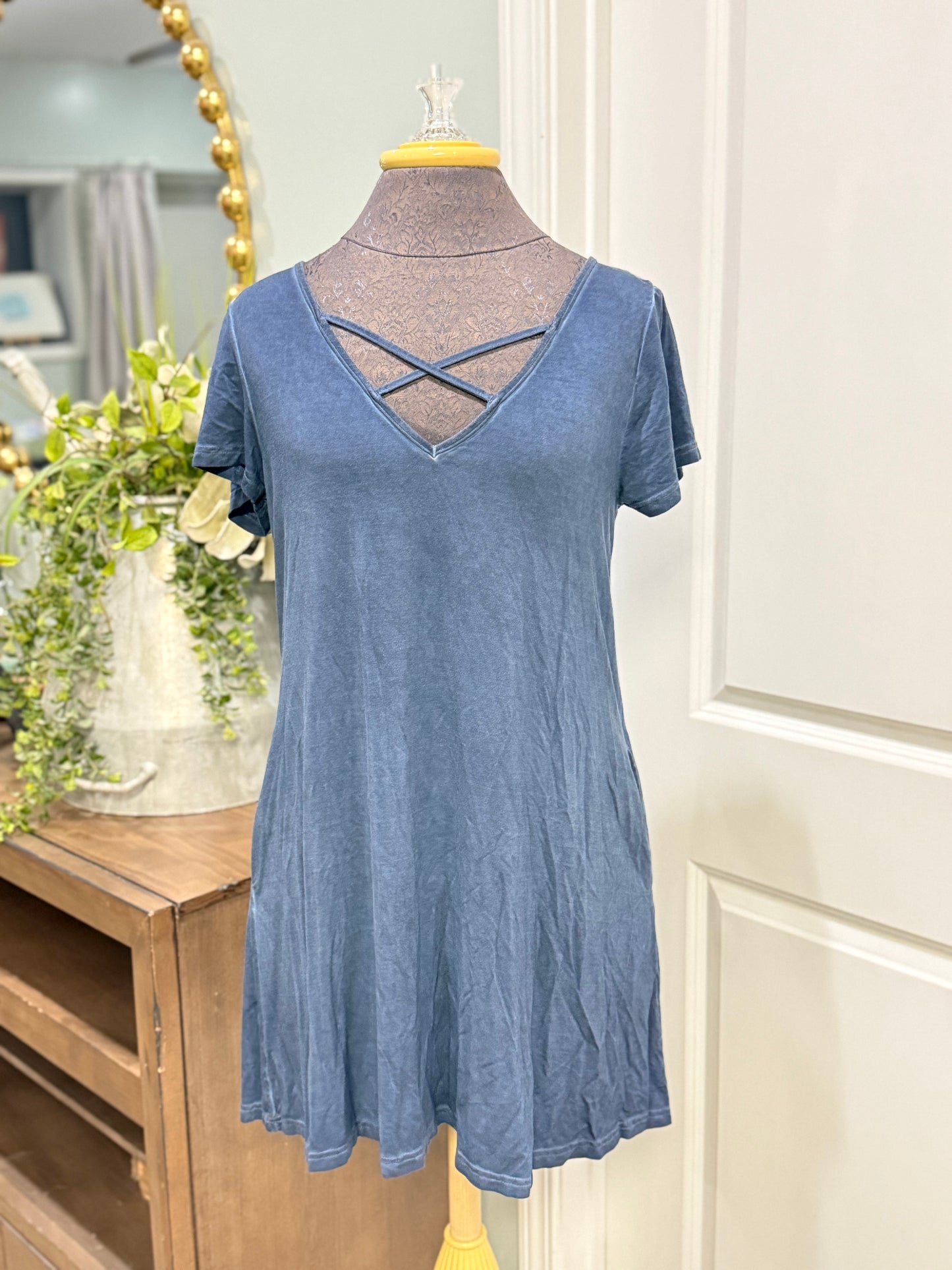 Womens Umgee Tshirt Dress Size Small EUC