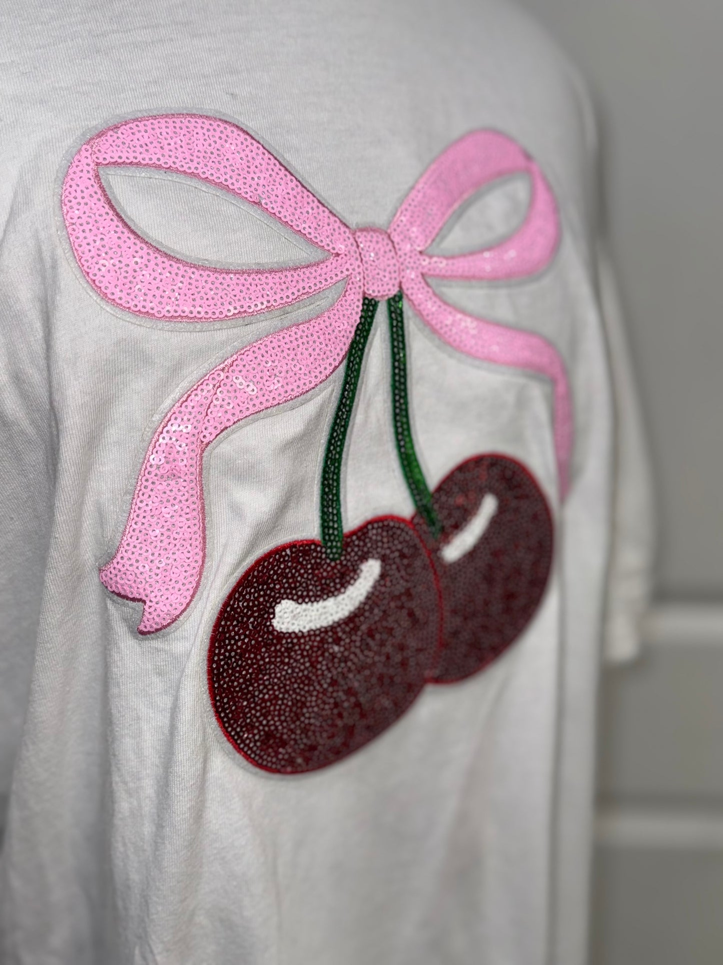 Womens Cherry Sequins Tee XL