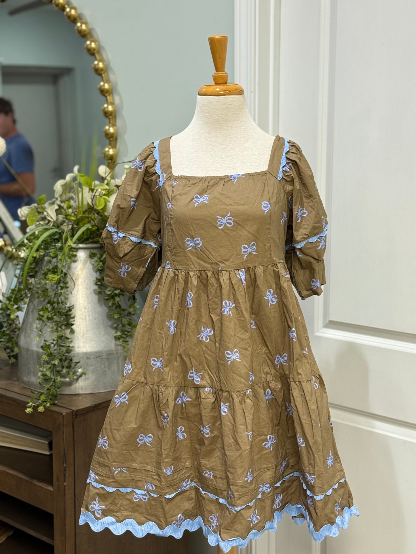 Womens Umgee Smocked Dress Size Large NWT