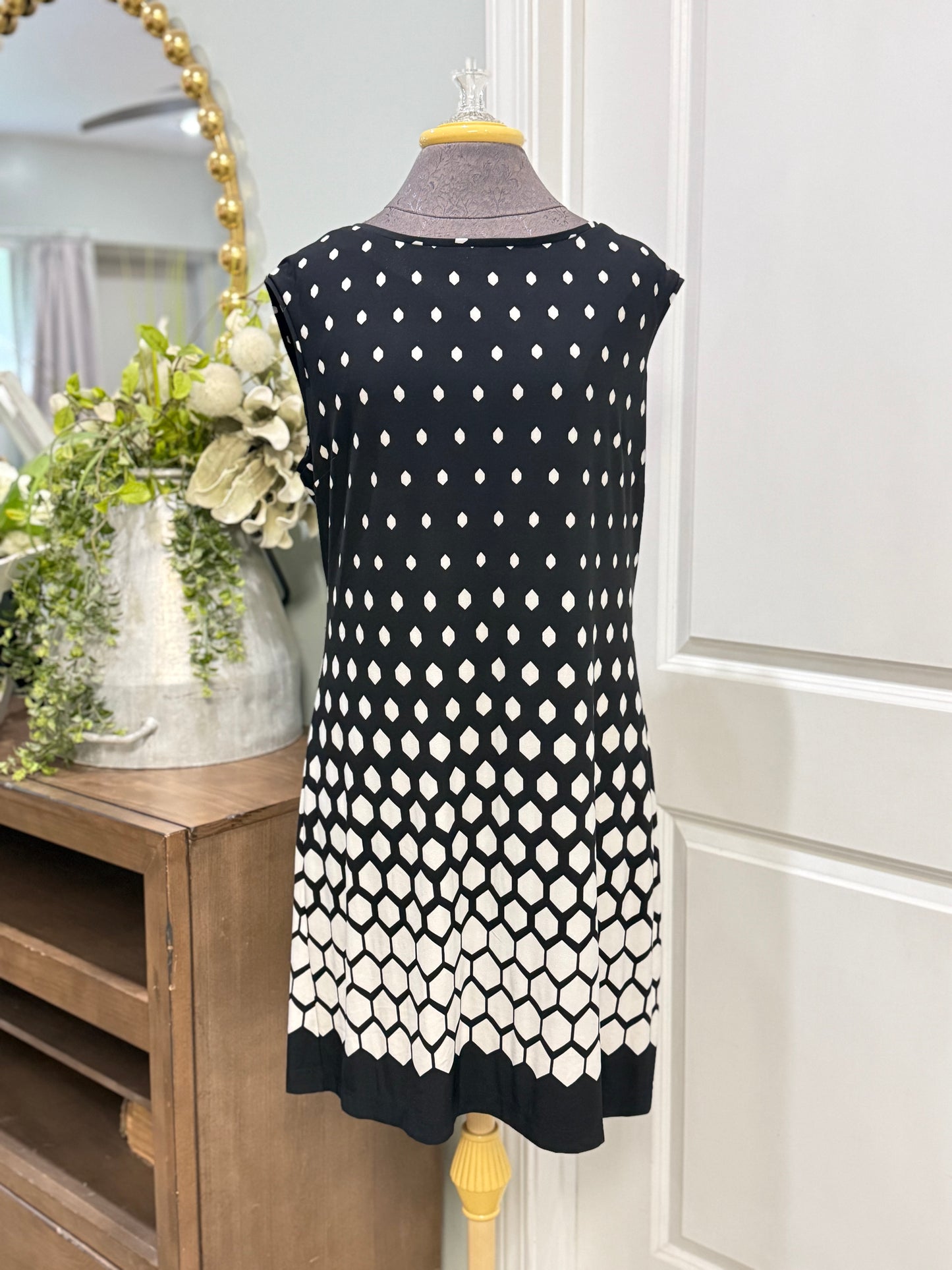 Womens Kim Rogers Black Dress Size 18 EUC
