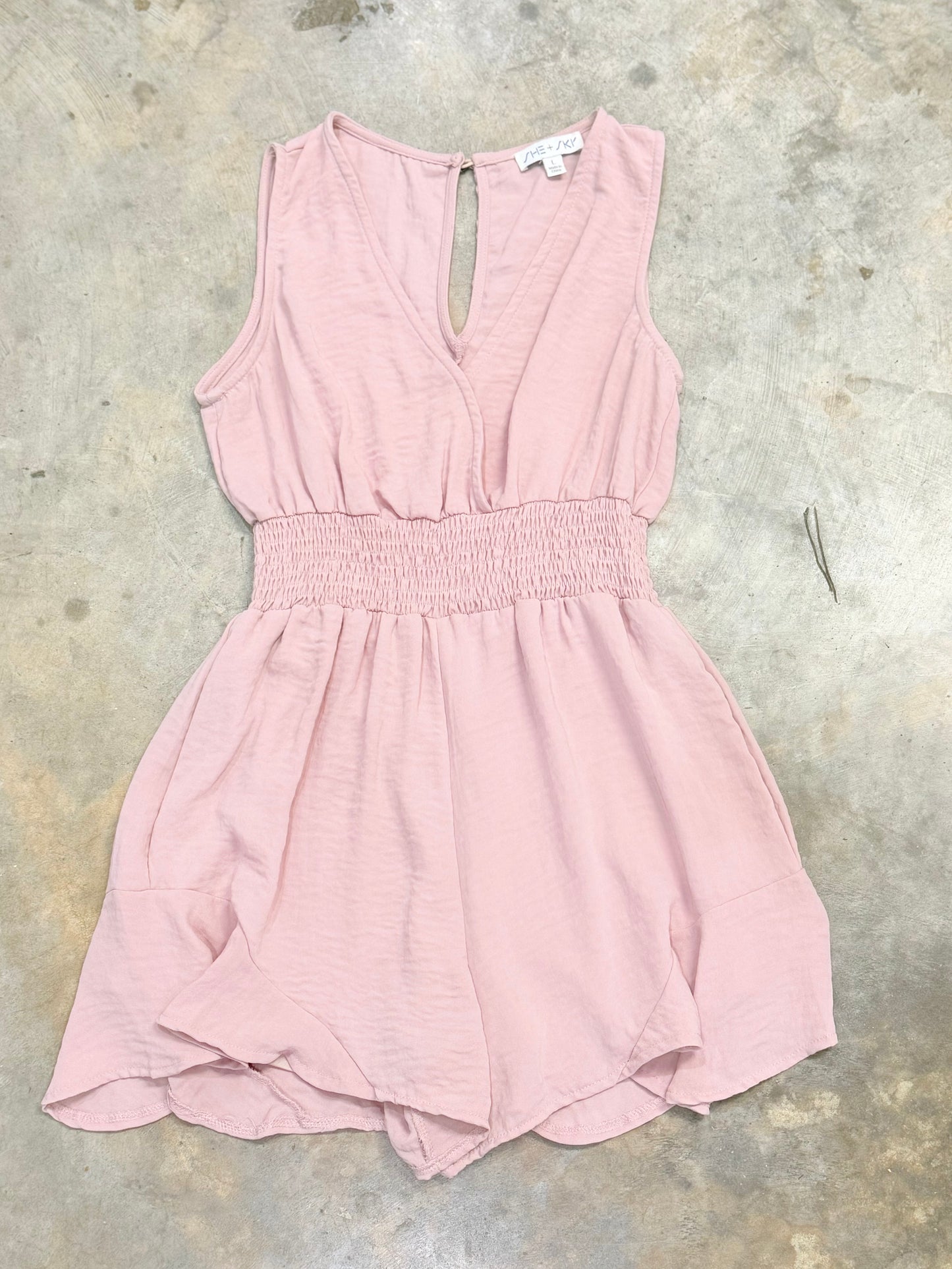 Womens She+Sky Romper Large EUC