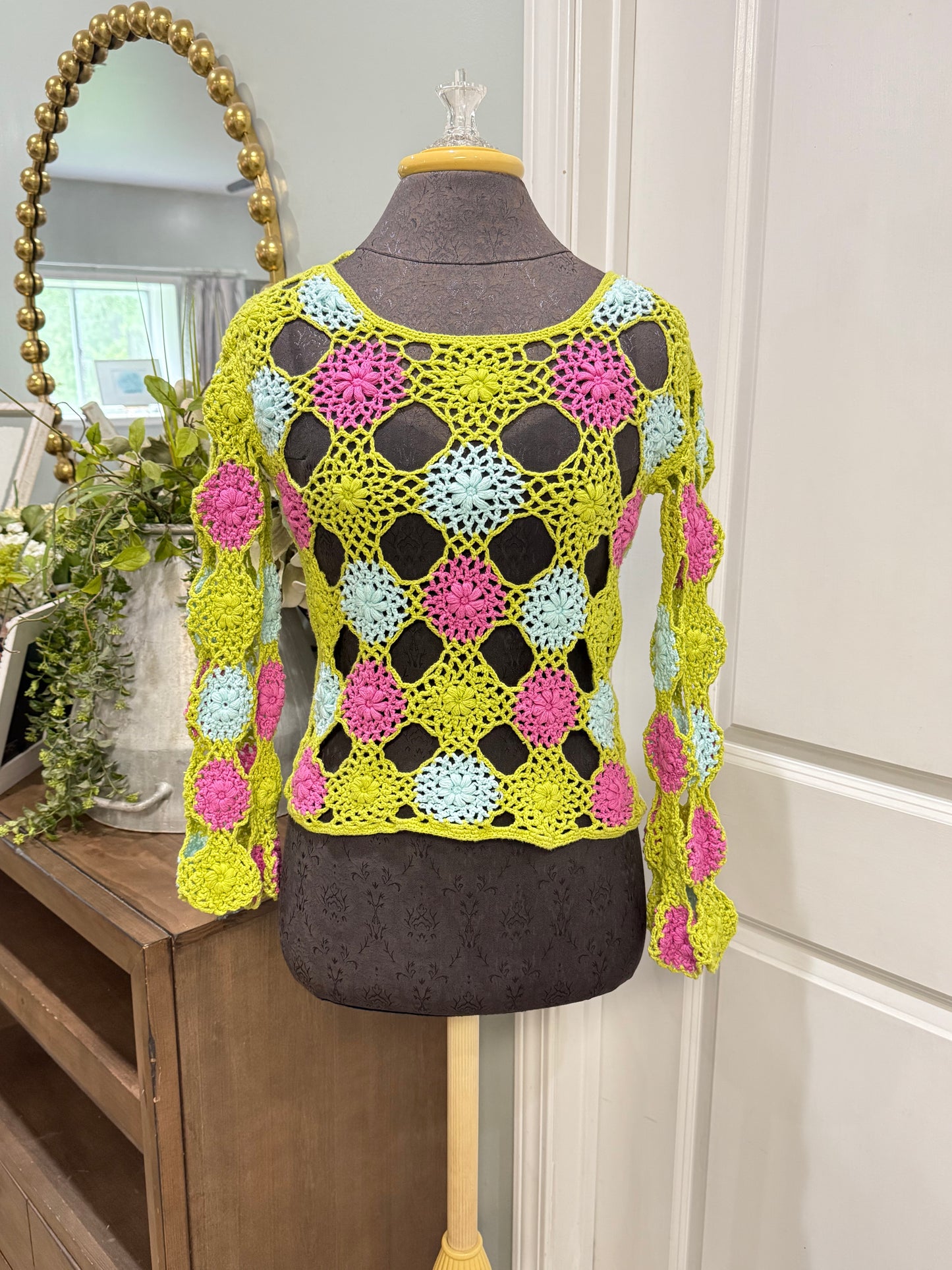 Womens Reclaimed Vintage Crotchet Blouse Small EUC