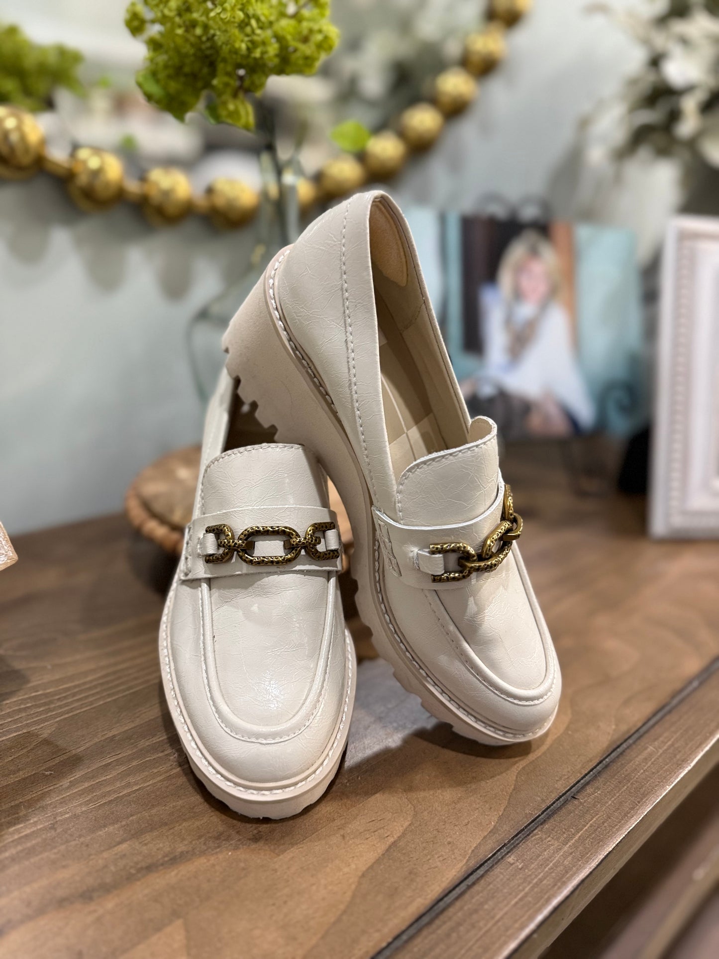 Womens Dolce Vita Buckle Clog Shoe Size 7.5