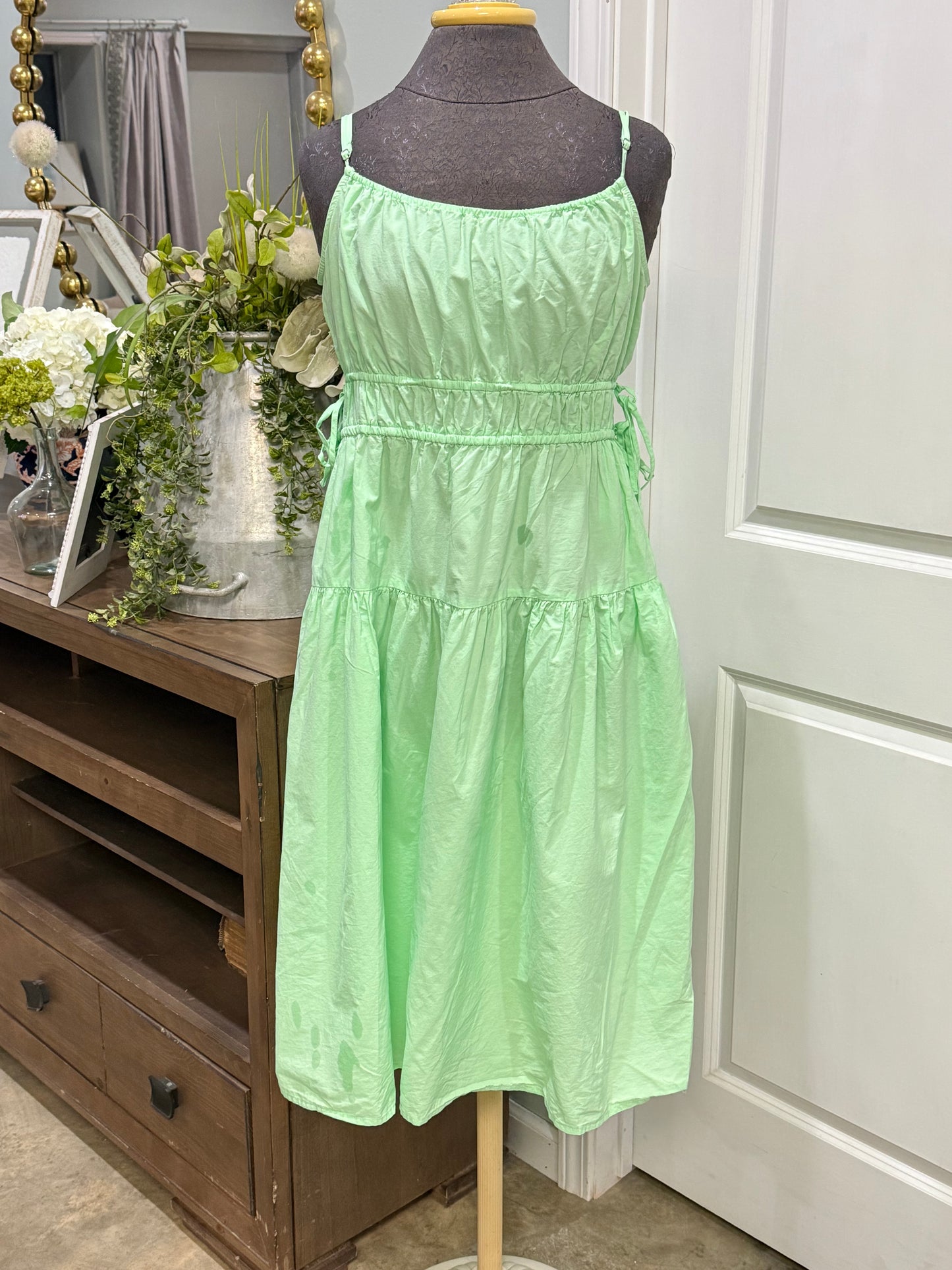 Womens Universal Threads Dress Medium EUC