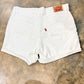 Womens White Levi's Shorts Size 29 EUC