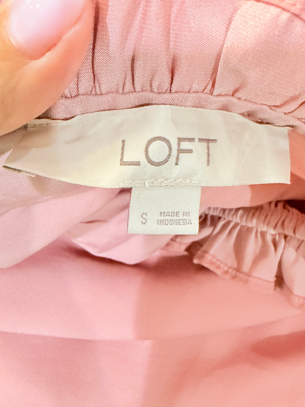 Womens Loft Pink Satin Blouse Small EUC