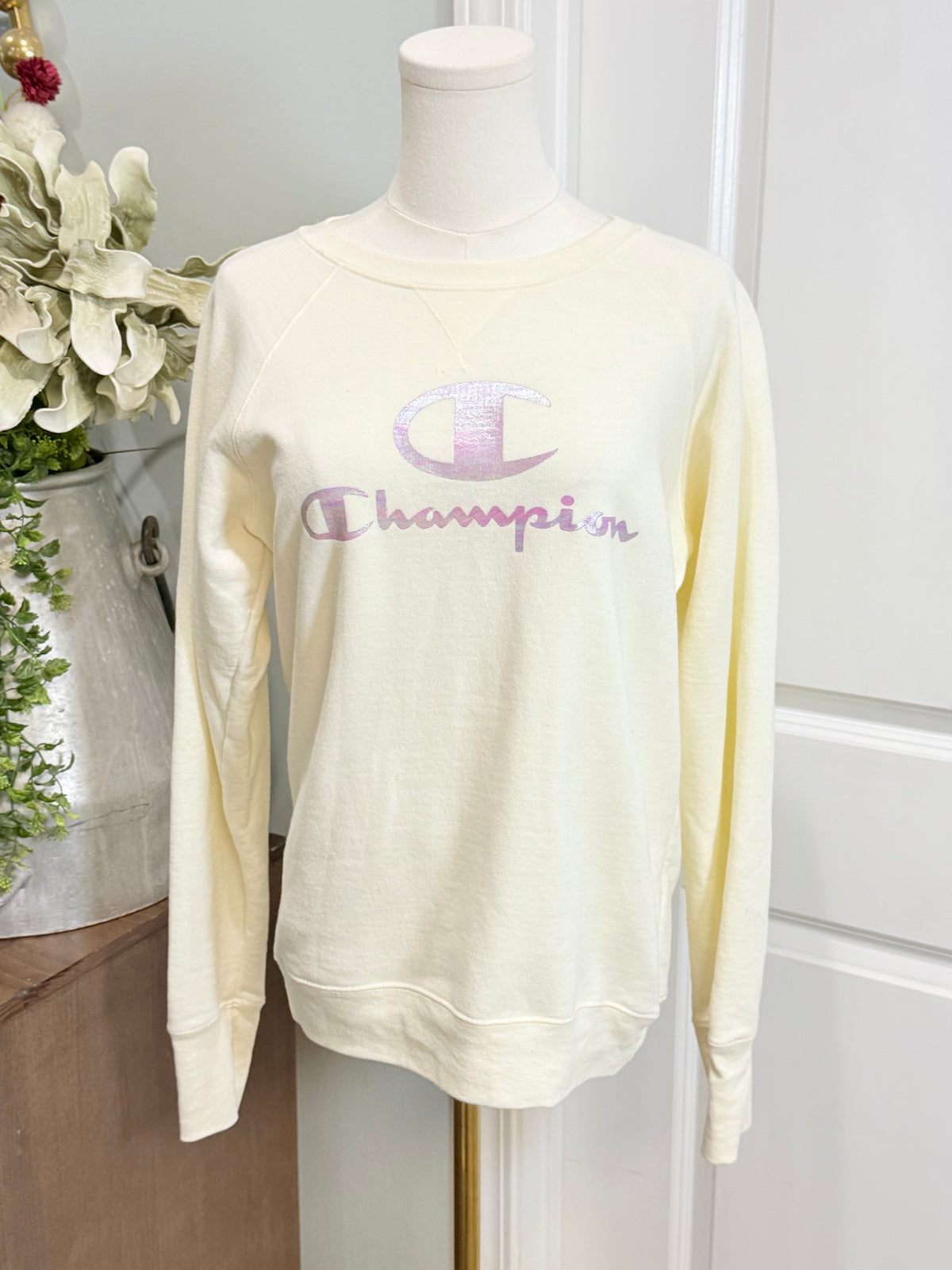 Womens Champion Sweatshirt Size Medium