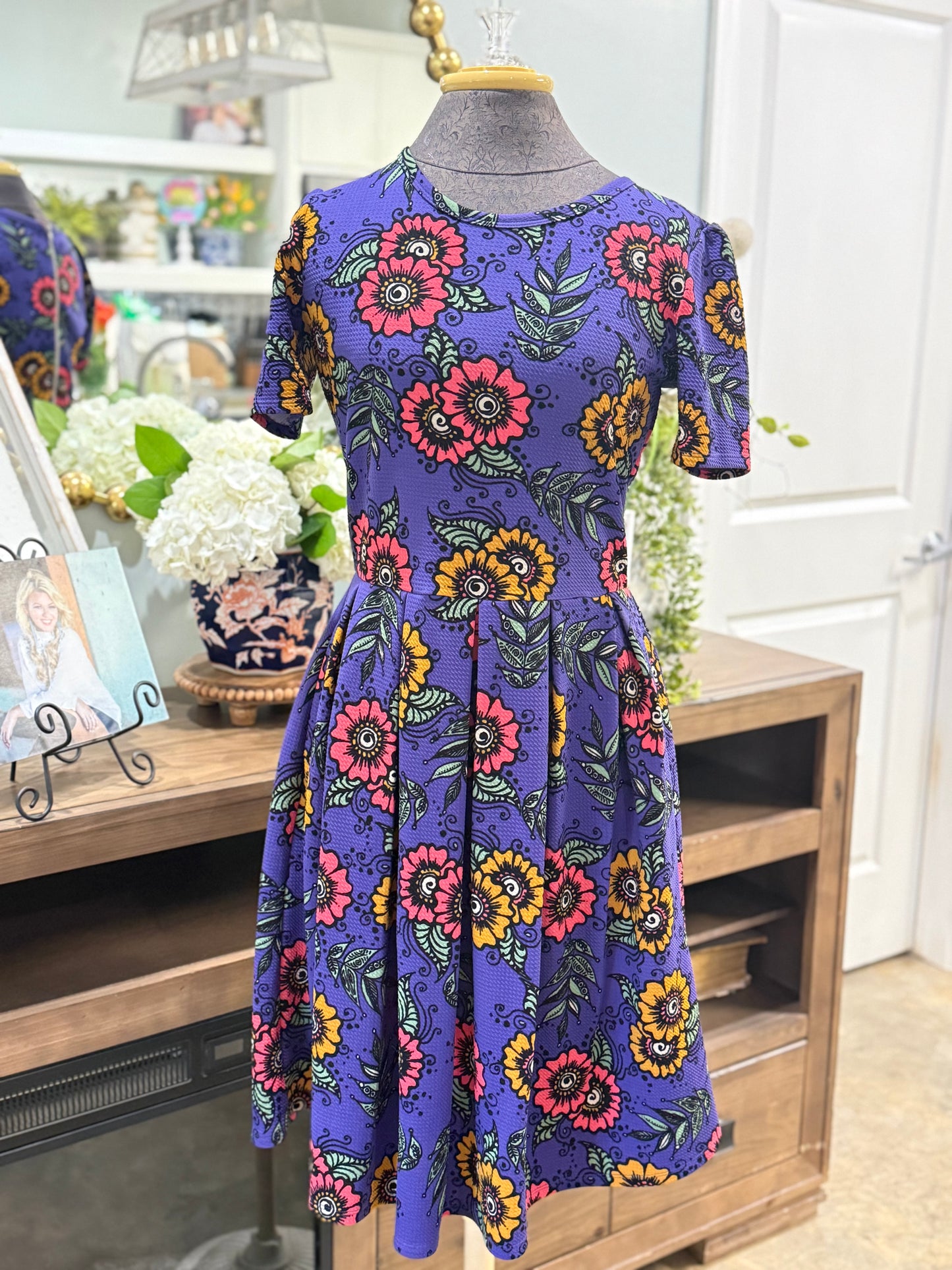 Womens Lularoe Floral Dress Medium EUC