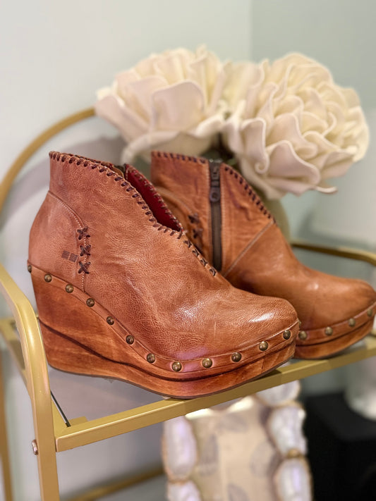 Womens Bedstu Wedges Size 10