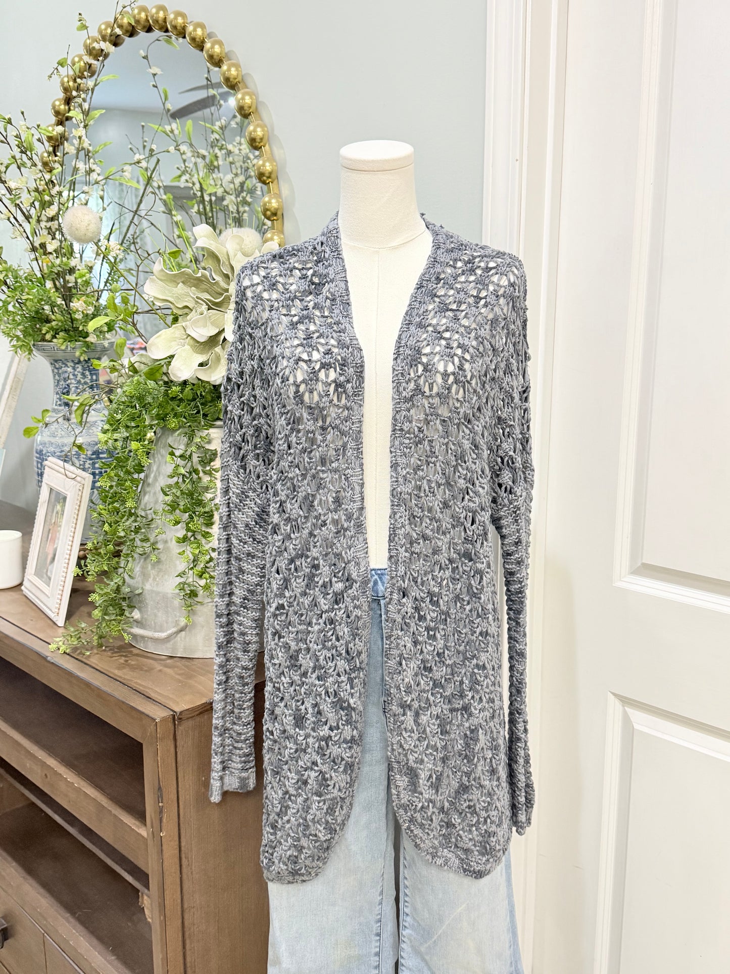 Womens American Eagle Crotchet Cardigan Medium EUC