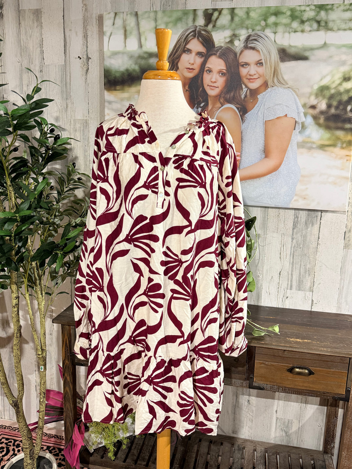 Womens GIGIO Midi Dress Large NWT