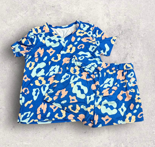 Womens Blue Leopard Pajama Set Size XL