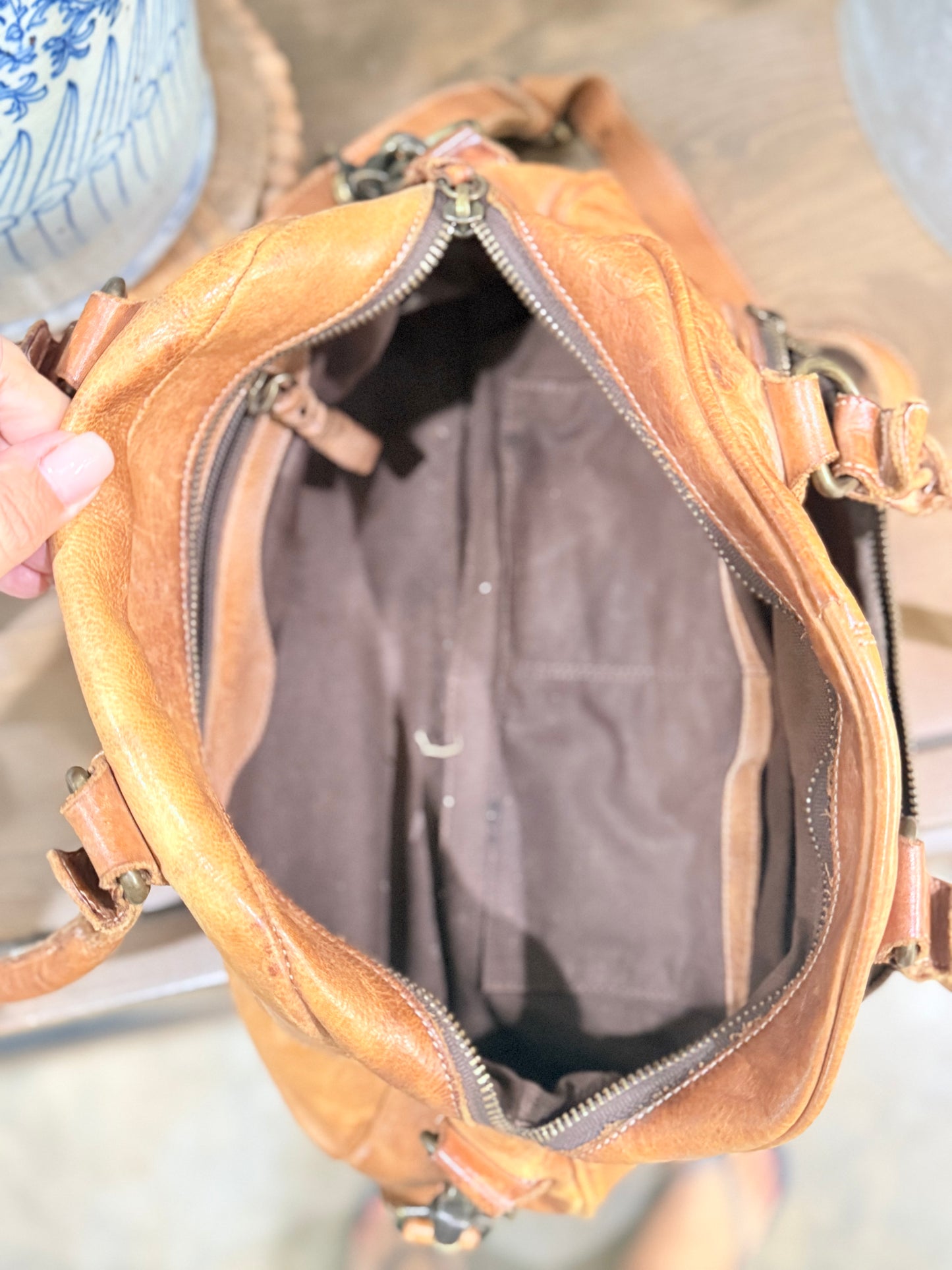 Bedstu Handbag EUC
