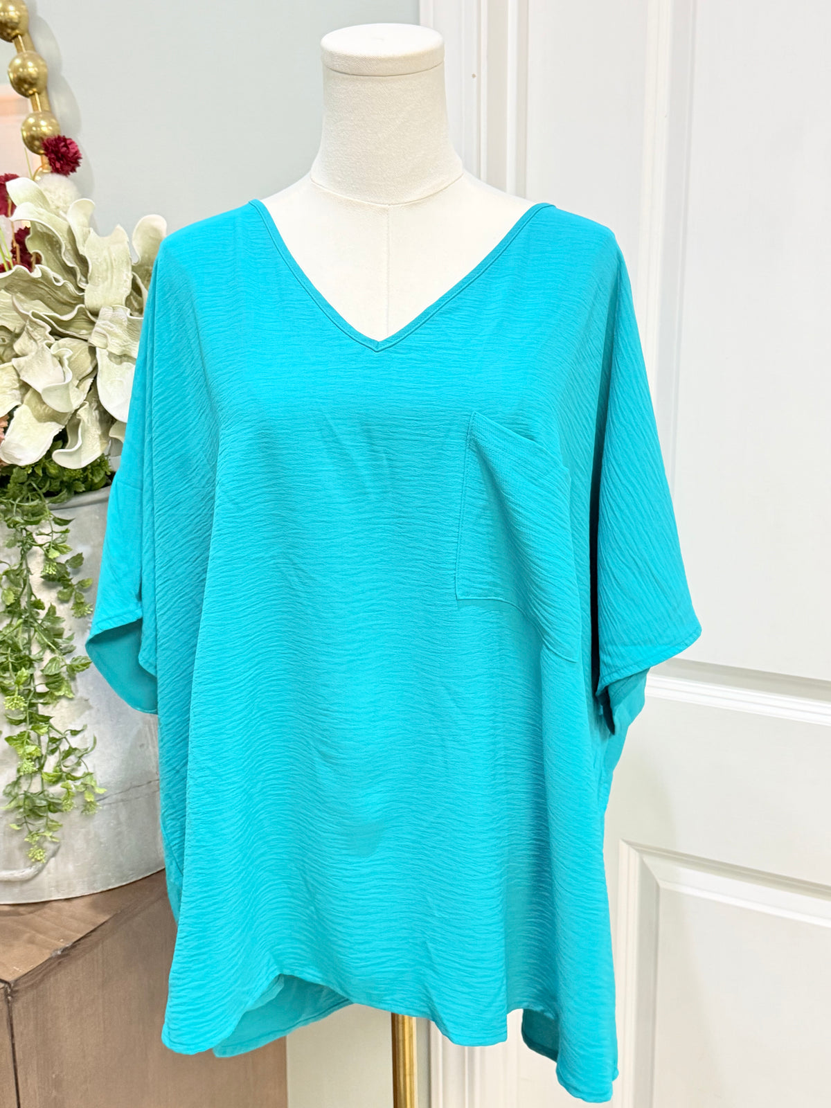 Womens Zenana Air Flow Blouse Size XL EUC