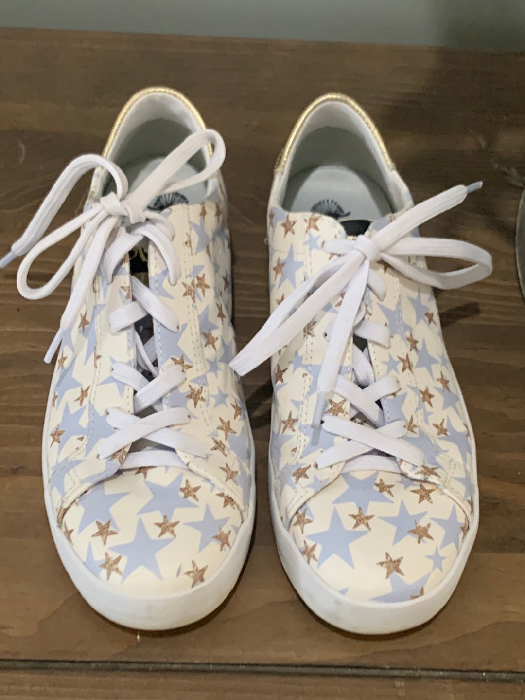 Womens OTBT Star Sneakers Size 7