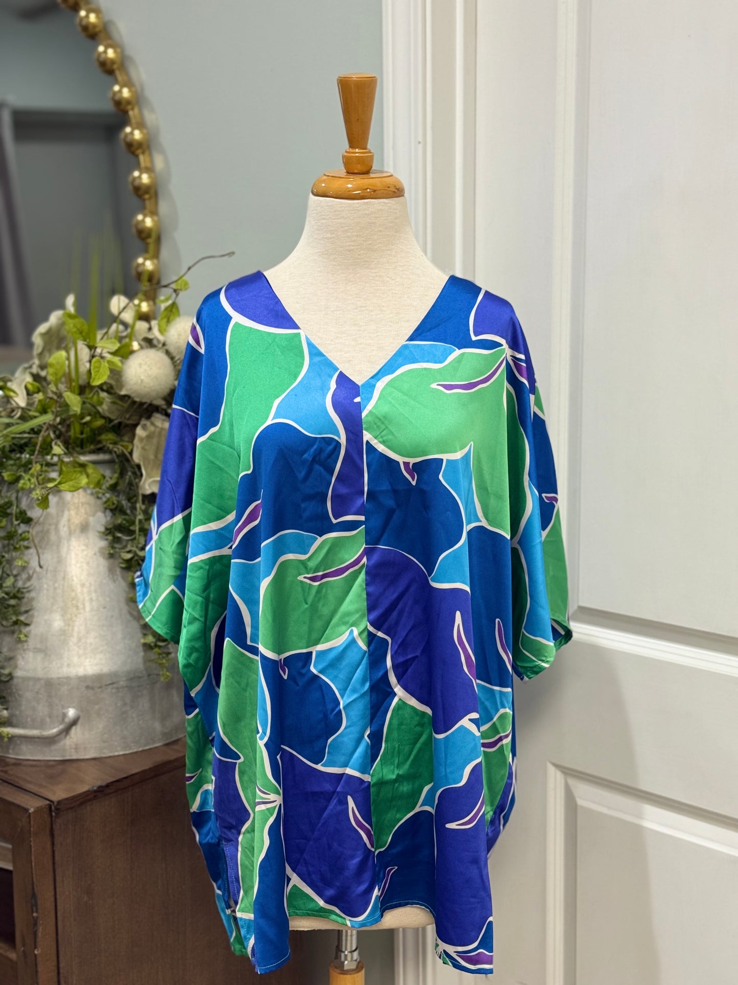 Womens Satin Abstract Blouse Size 1X