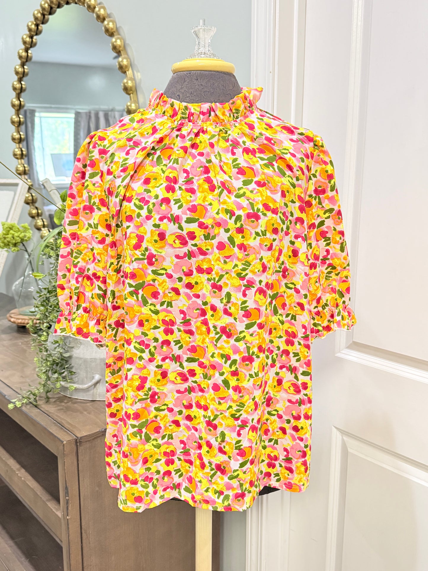 Womens Floral Puff Sleeve blouse Medium EUC