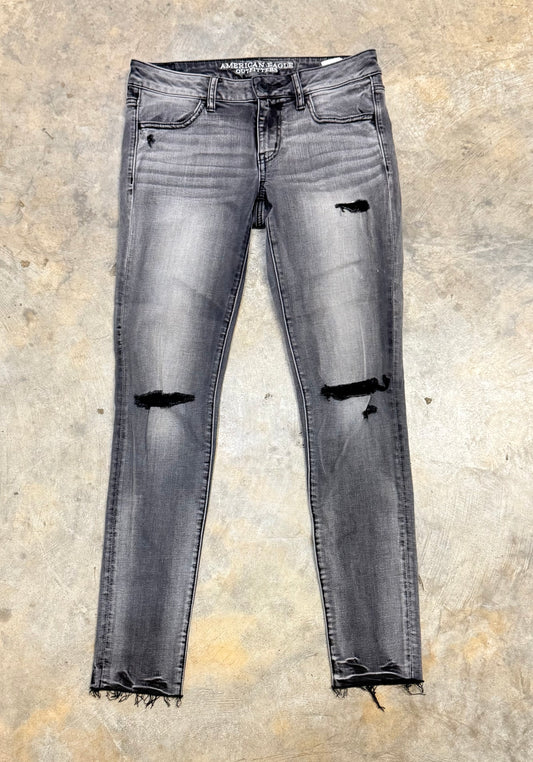 Womens American Eagle Black Skinny Jeans Size 8 EUC