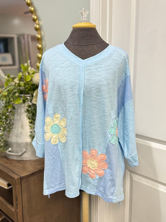 Womens Flower Patch Oversized Blouse Medium & Large NEW