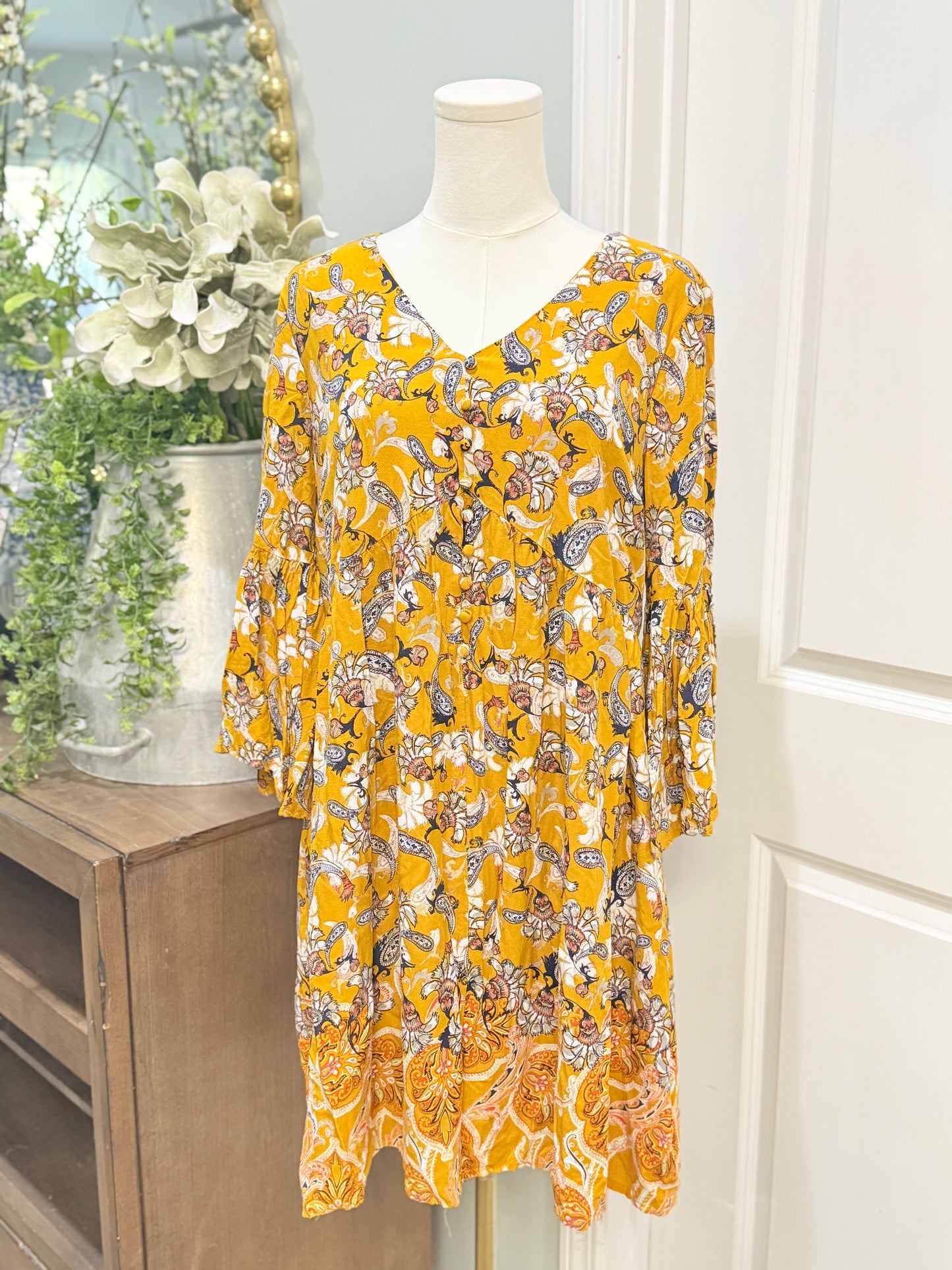 Womens Cato Dress Size Large EUC