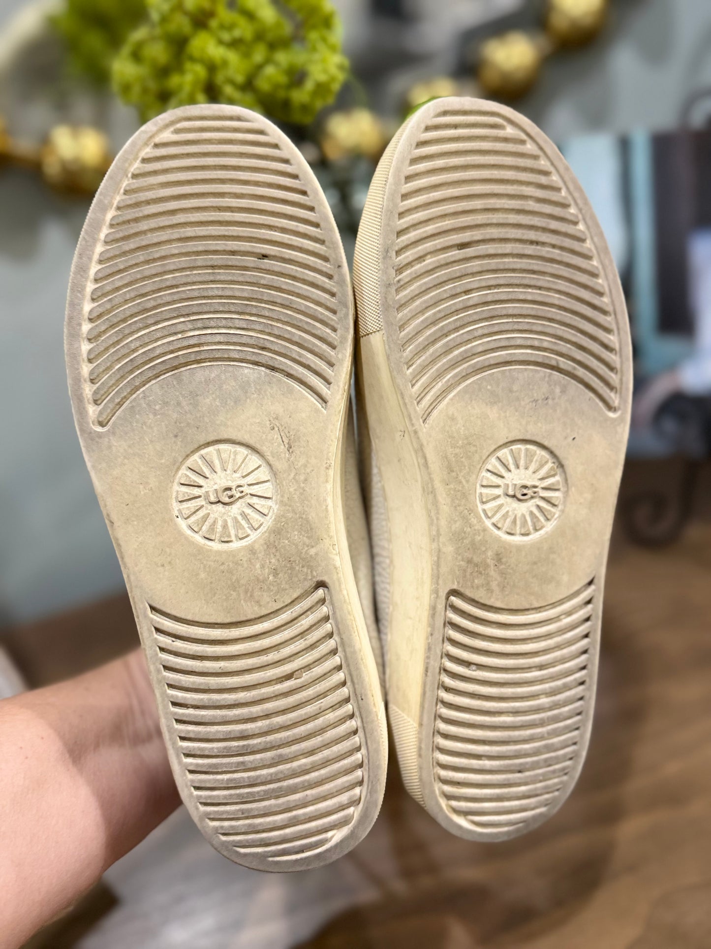 Womens UGG Sneakers Size 8