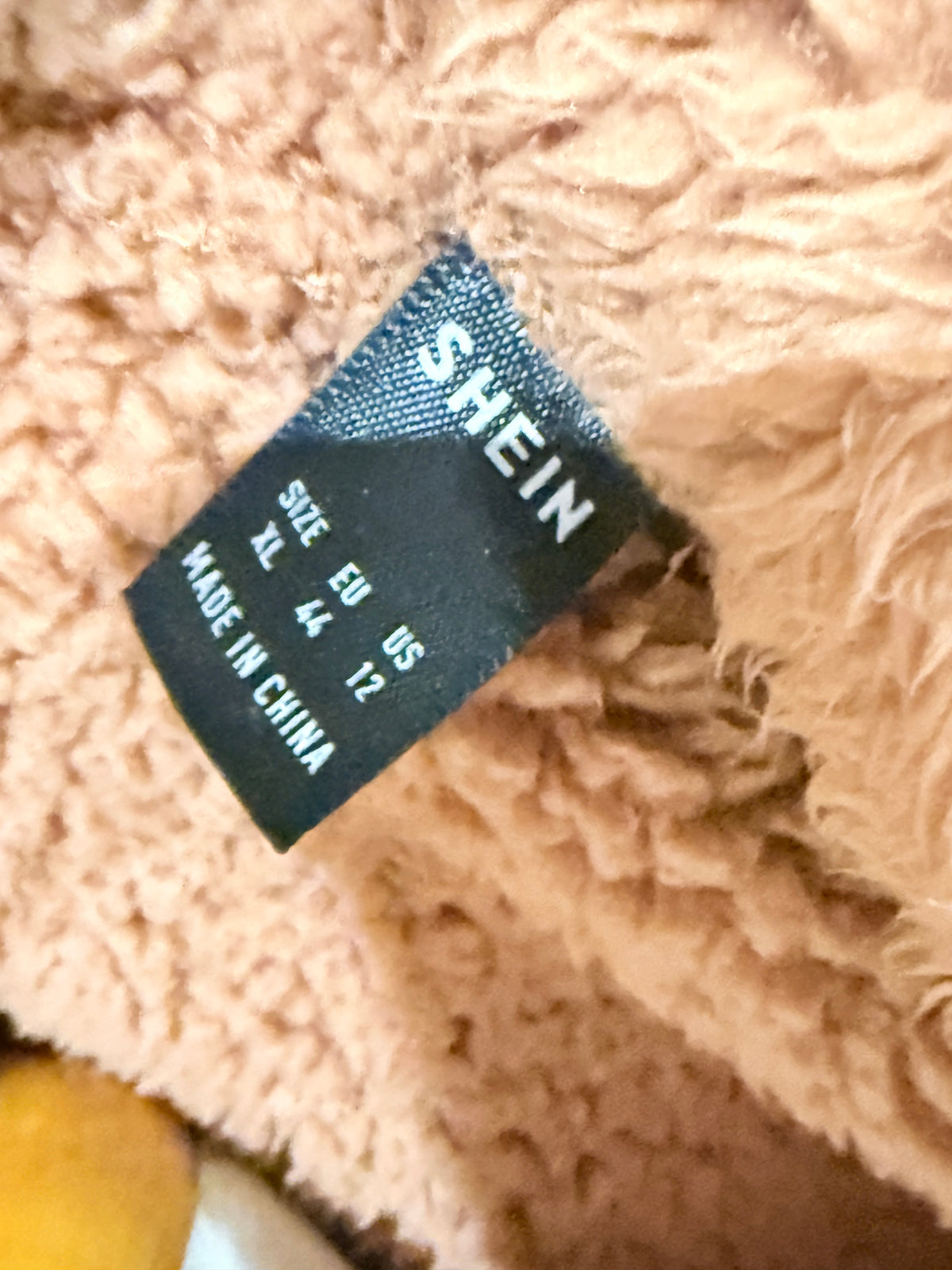 Womens Long Fuzzy Coat Size XL GUC