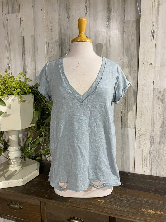 Womens Umgee VNeck Tee Small