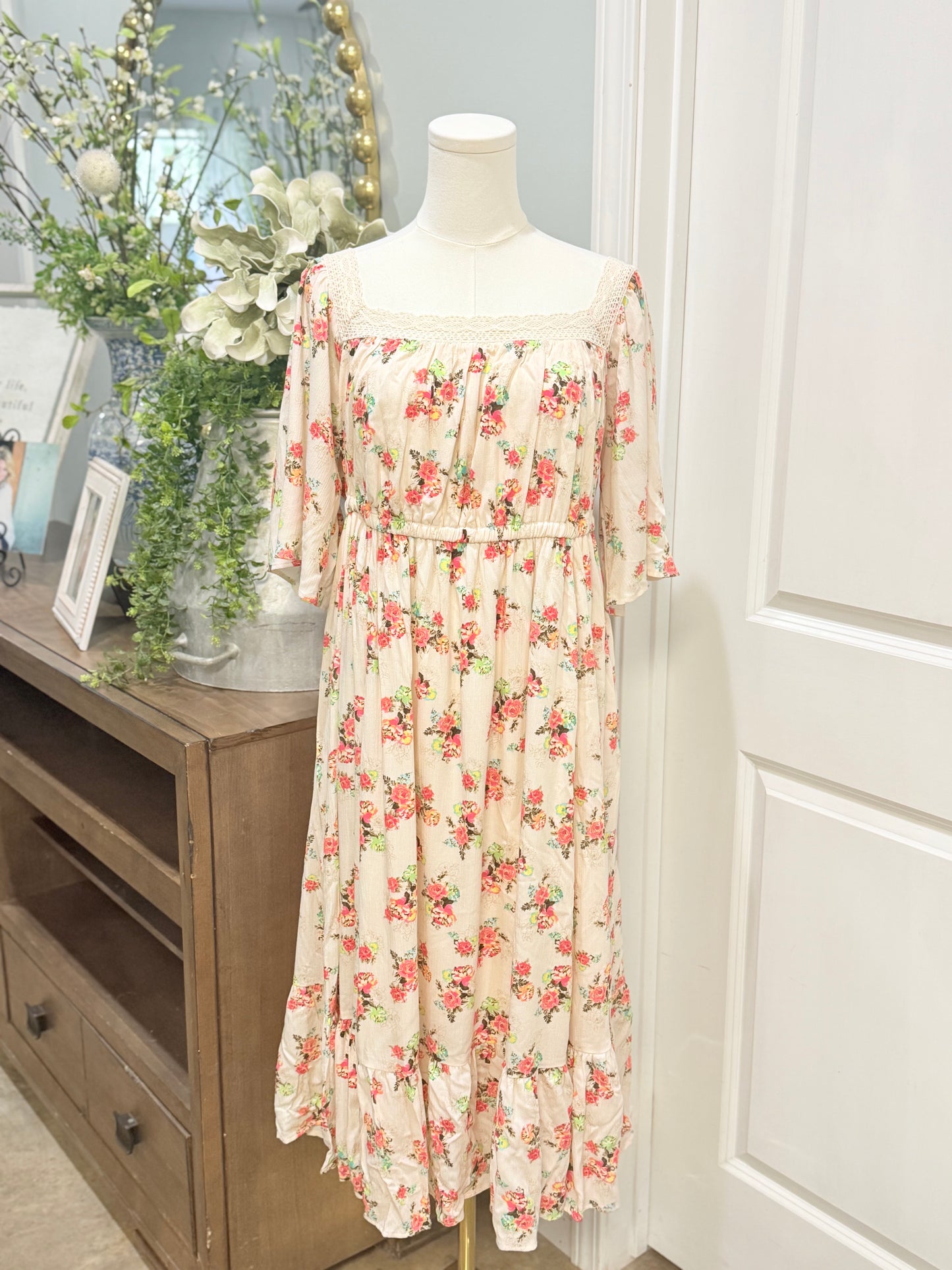 Womens Torrid Floral Dress M/L NWT