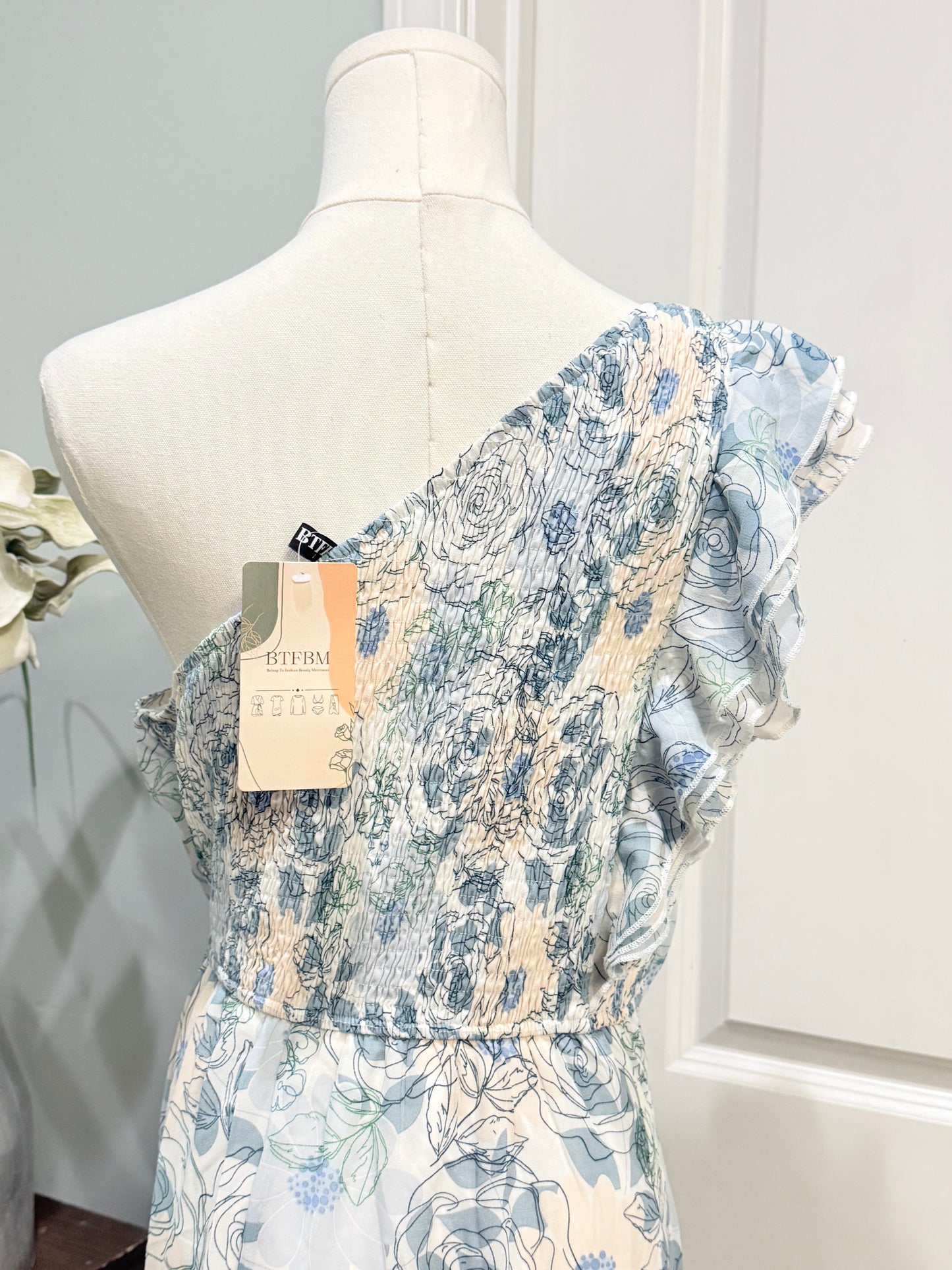 Womens Blue Floral Smocked One Shoulder Dress Large NWT