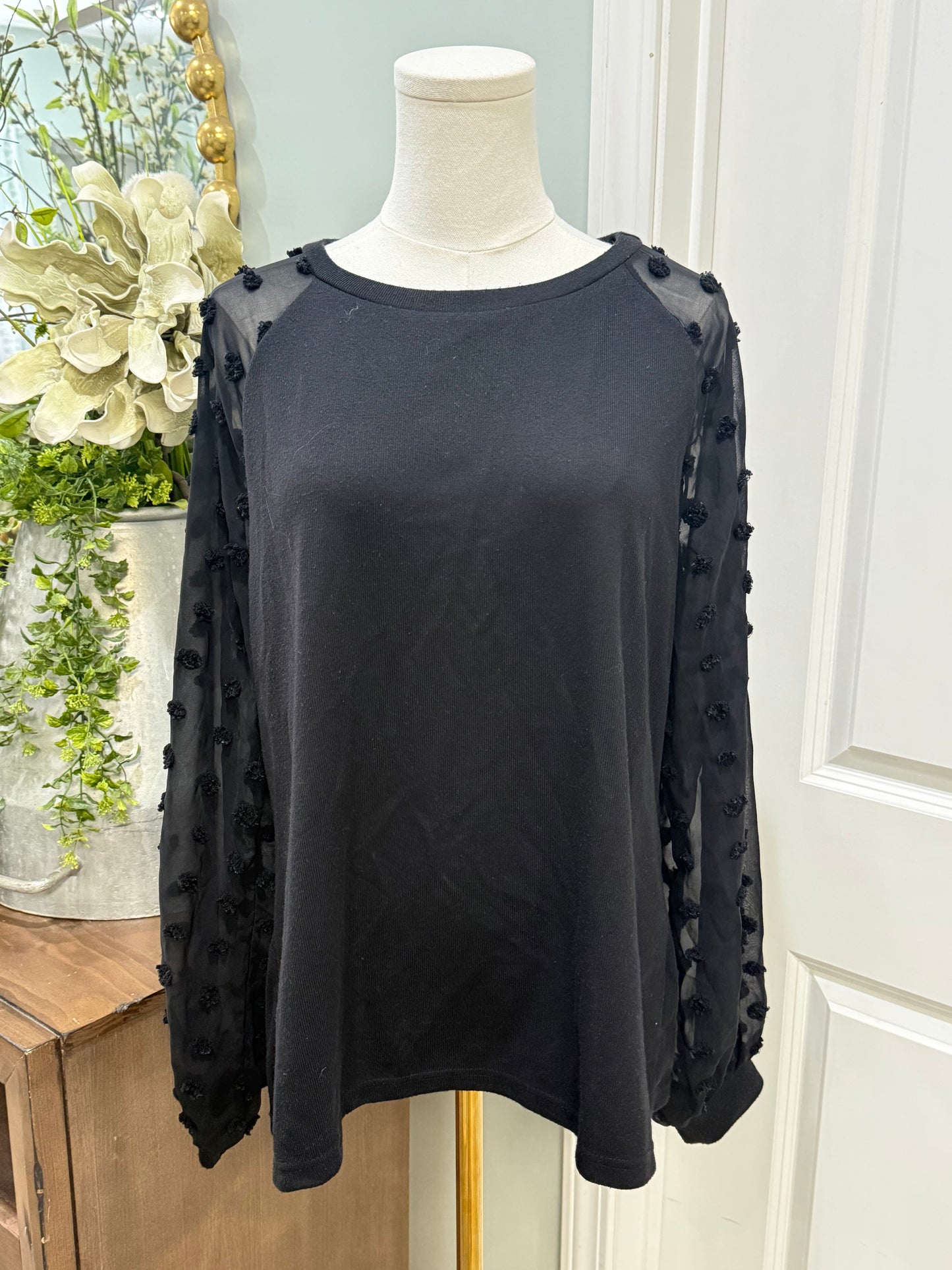 Womens Black Swiss Dot Blouse XL EUC