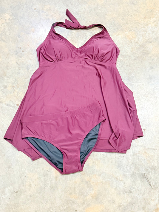 Womens Love My Curves Swimsuit Size 14/0X EUC