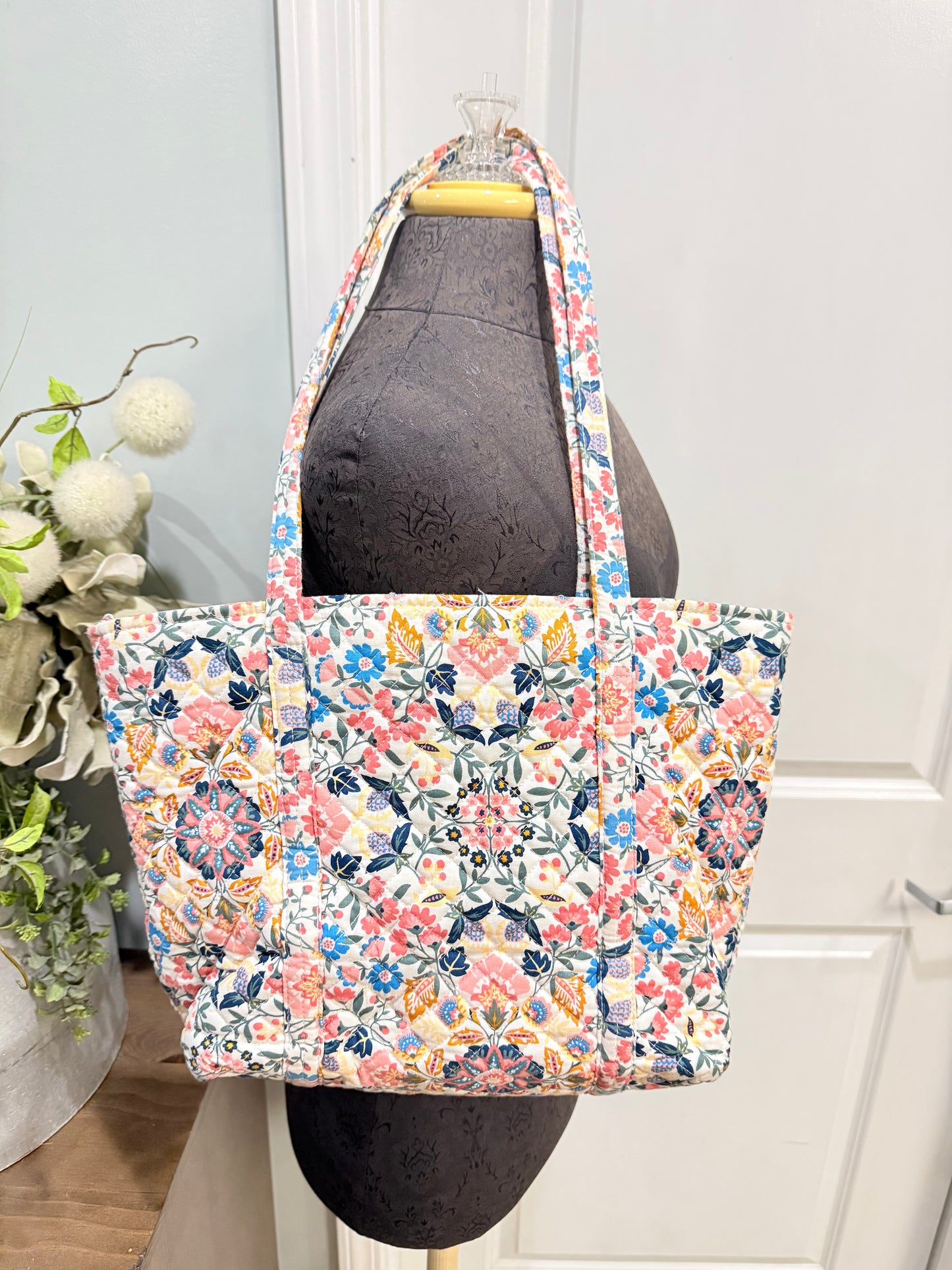 Vera Bradley Tote EUC