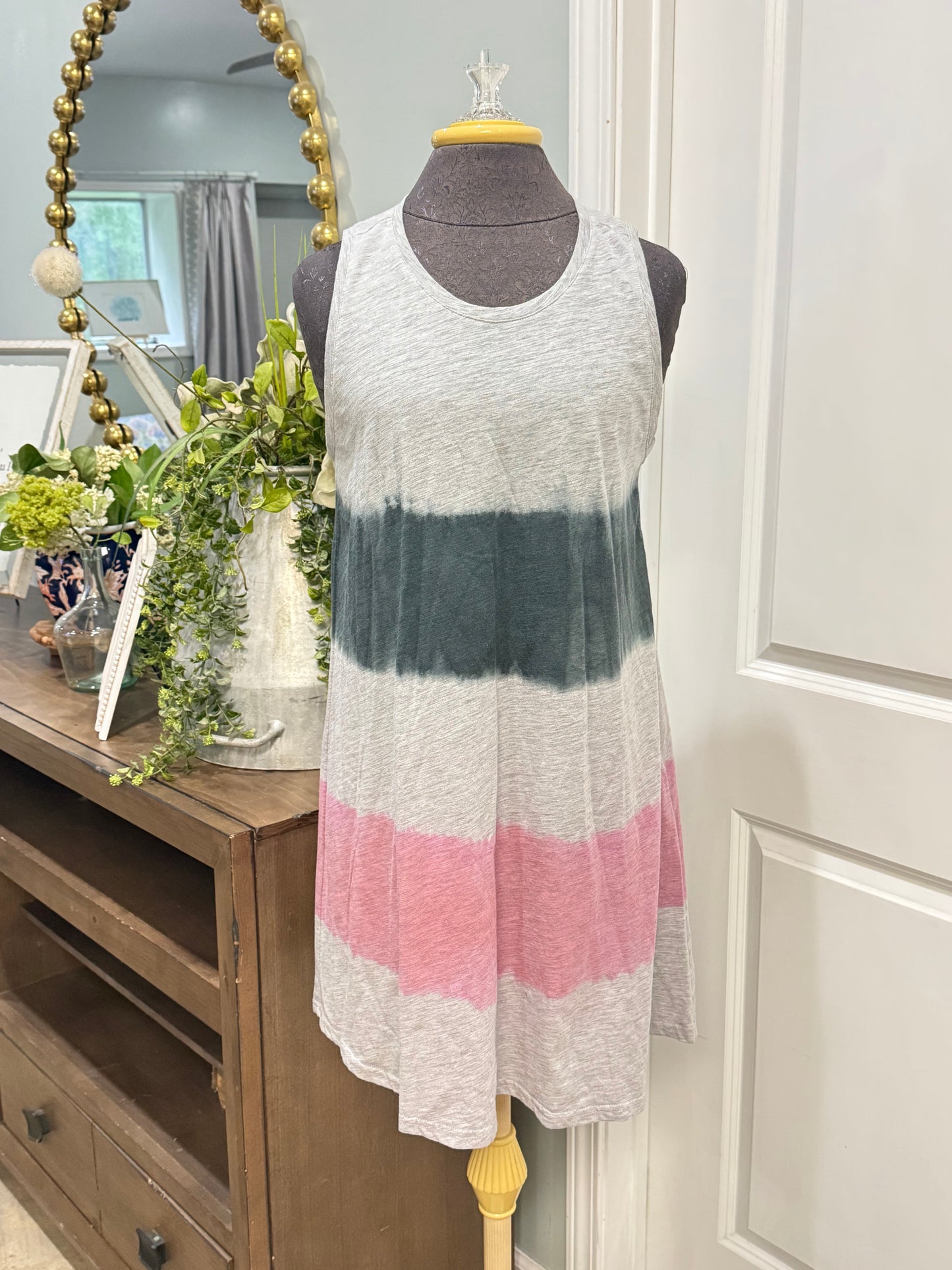 Womens Loveriche Tshirt DressLarge EUC