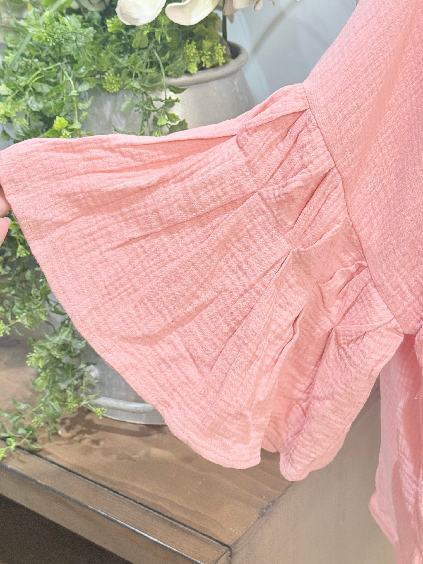Womens New In Gauzy Blouse 1X EUC
