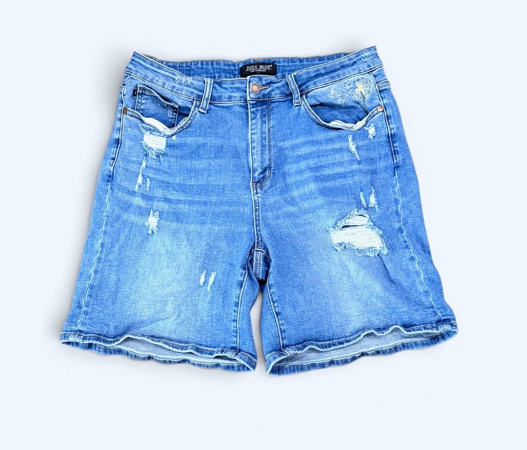 Womens Judy Blue Bermuda Shorts 1XL EUC