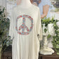 Womens Easel Peace Sign Tshirt Large EUC