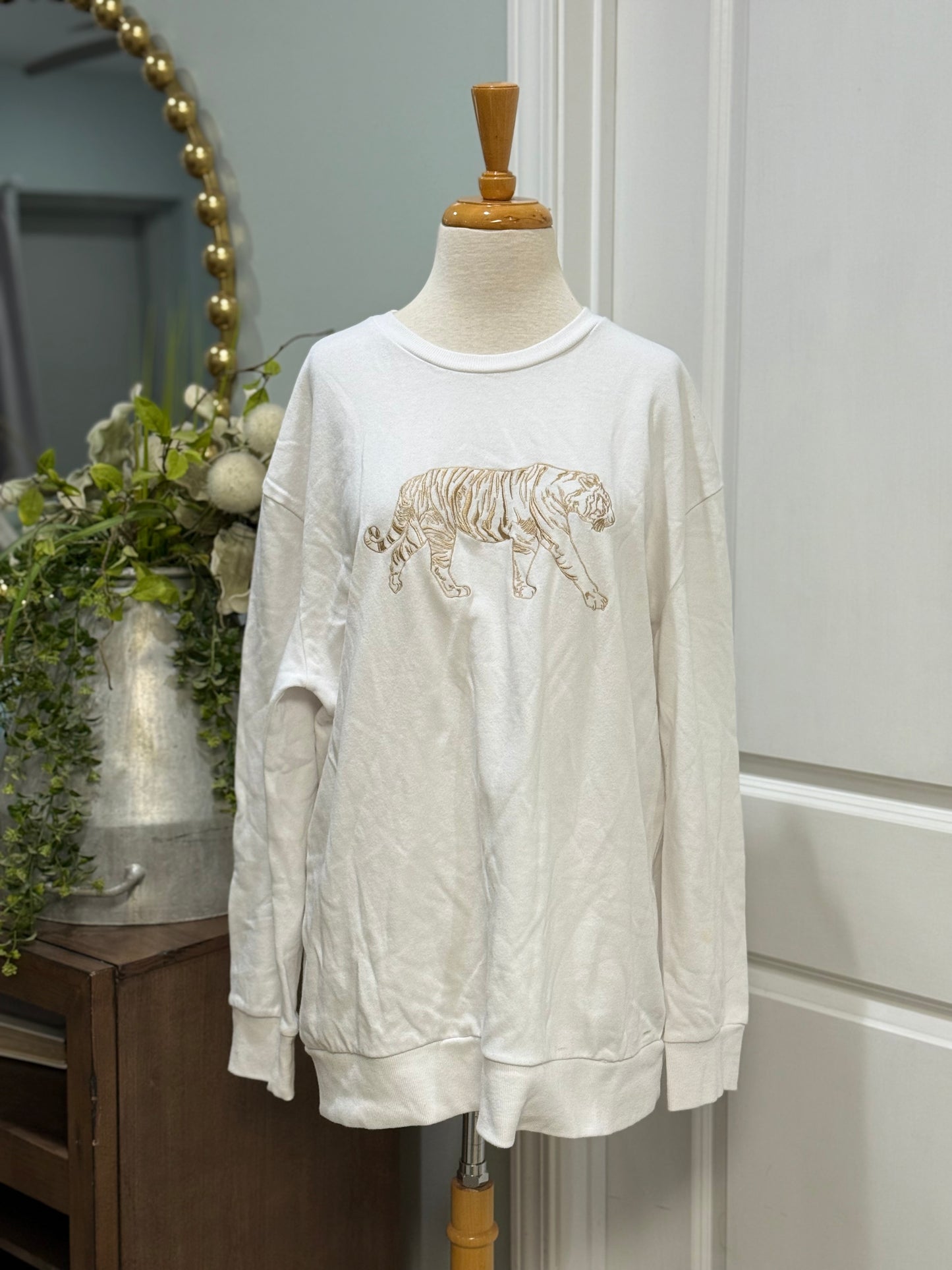 Women Royal Standard Tiger Sweatshirt XL