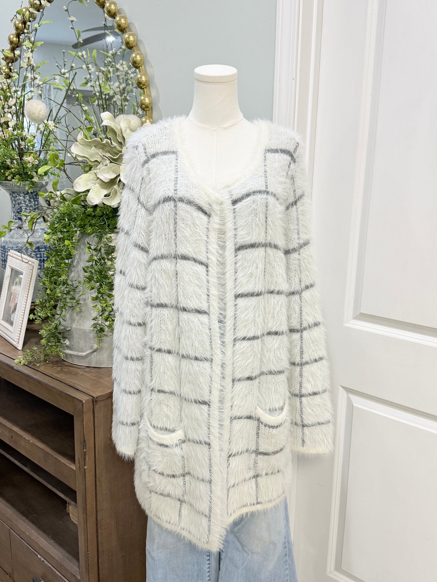 Womens Signature Studio Fuzzy Duster Large EUC