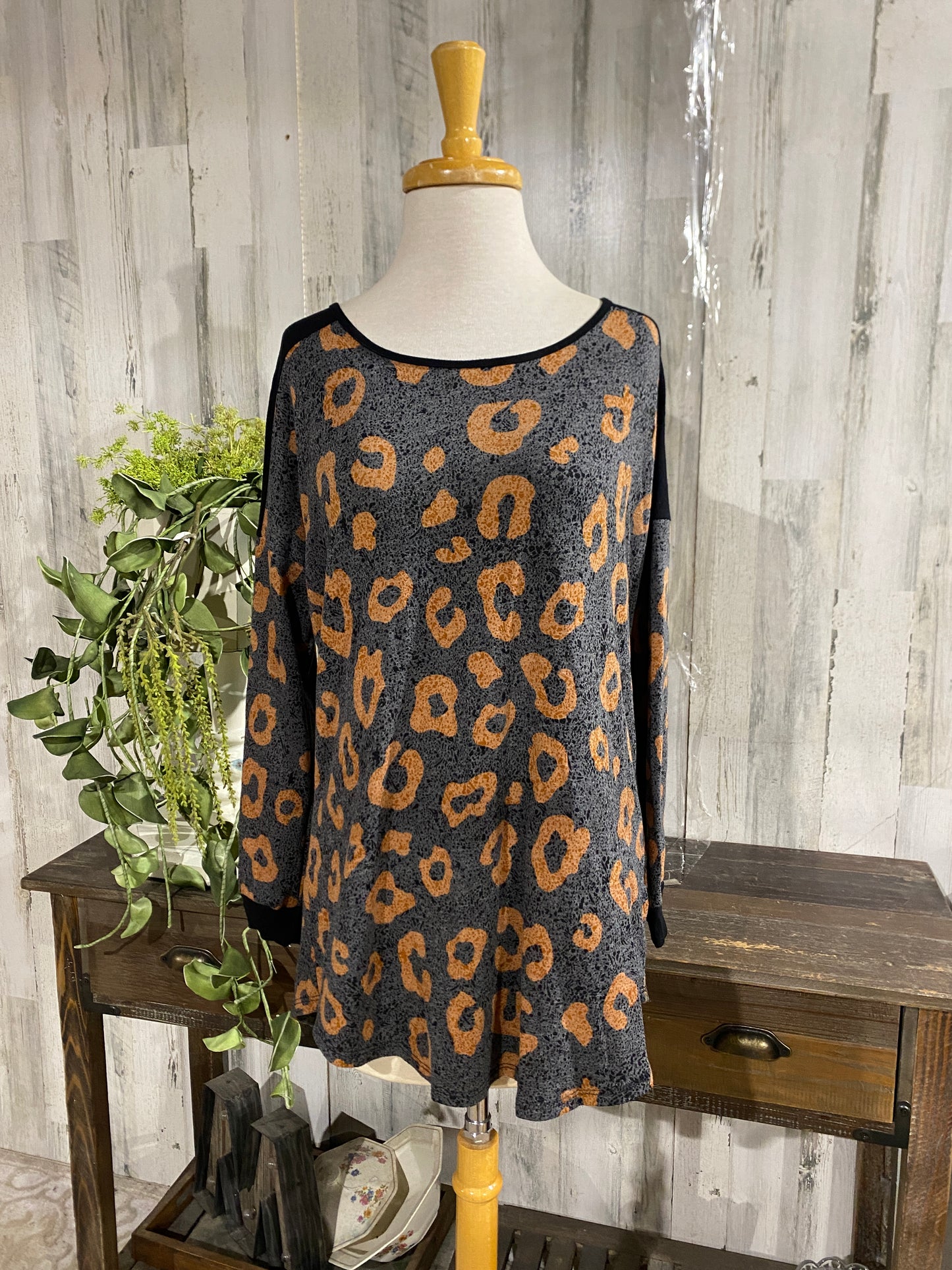 Womens Coco Kelly Leopard Blouse Size Small