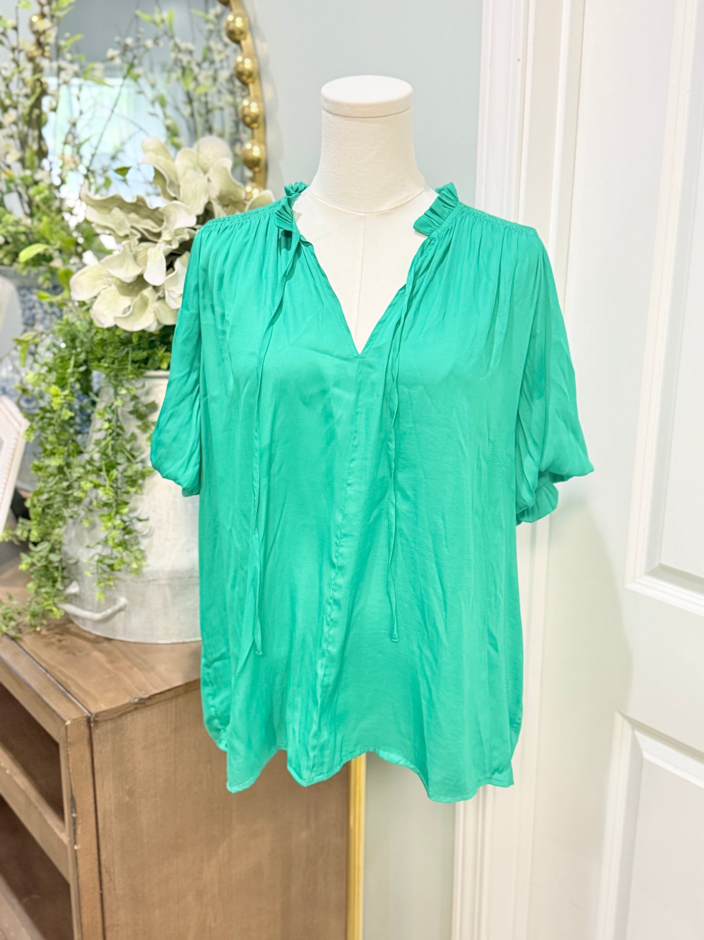 Womens EE:Some Green Satin Blouse Large EUC