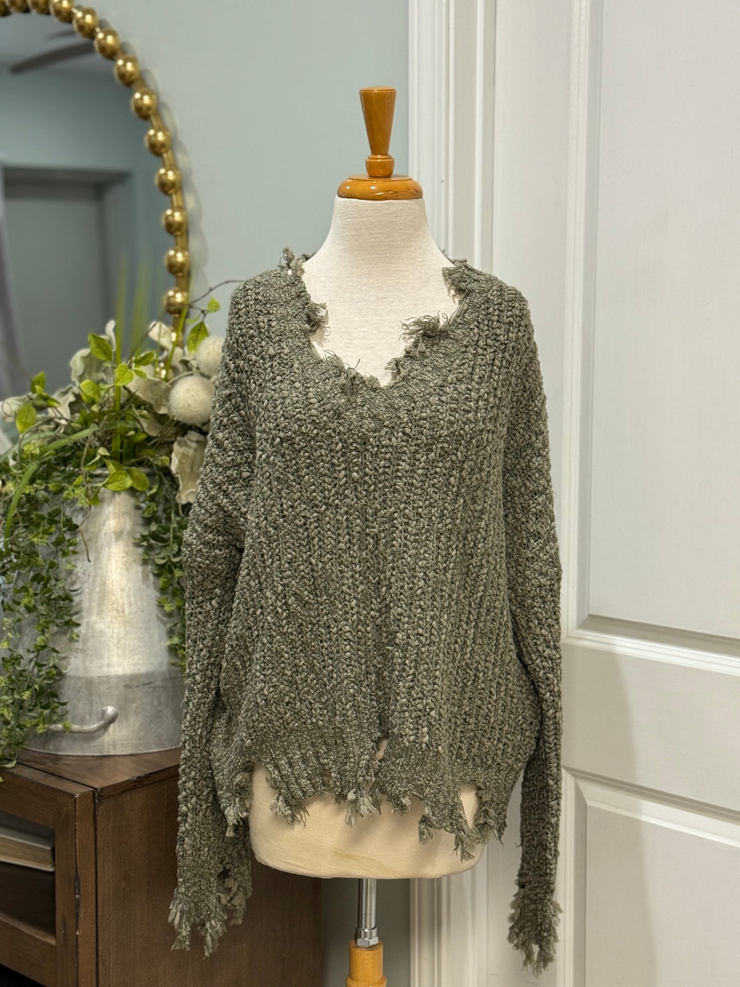 Womens Wishlist Sweater Size M/L