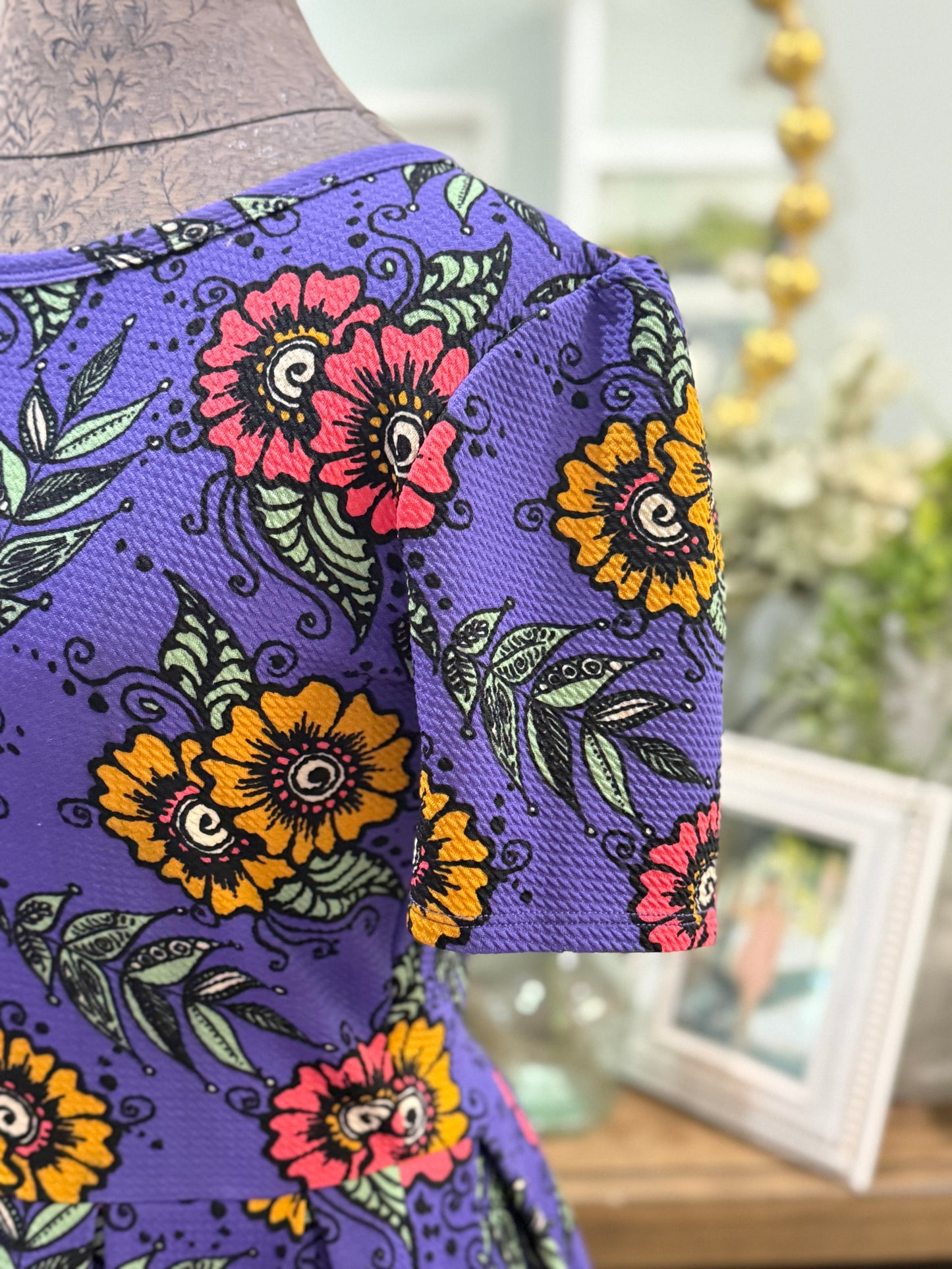 Womens Lularoe Floral Dress Medium EUC