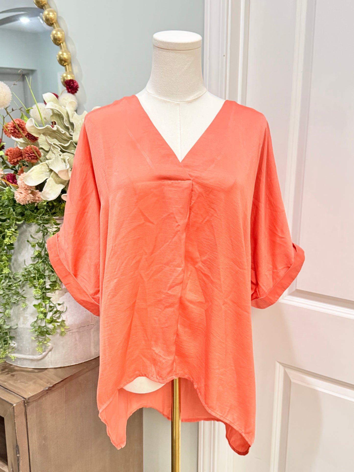 Womens Glam Coral Satin Blouse Medium EUC
