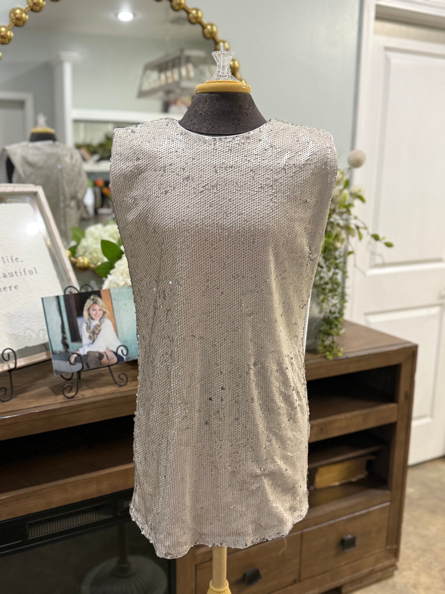 Womens TCEC Silver Sequin Dress Medium EUC
