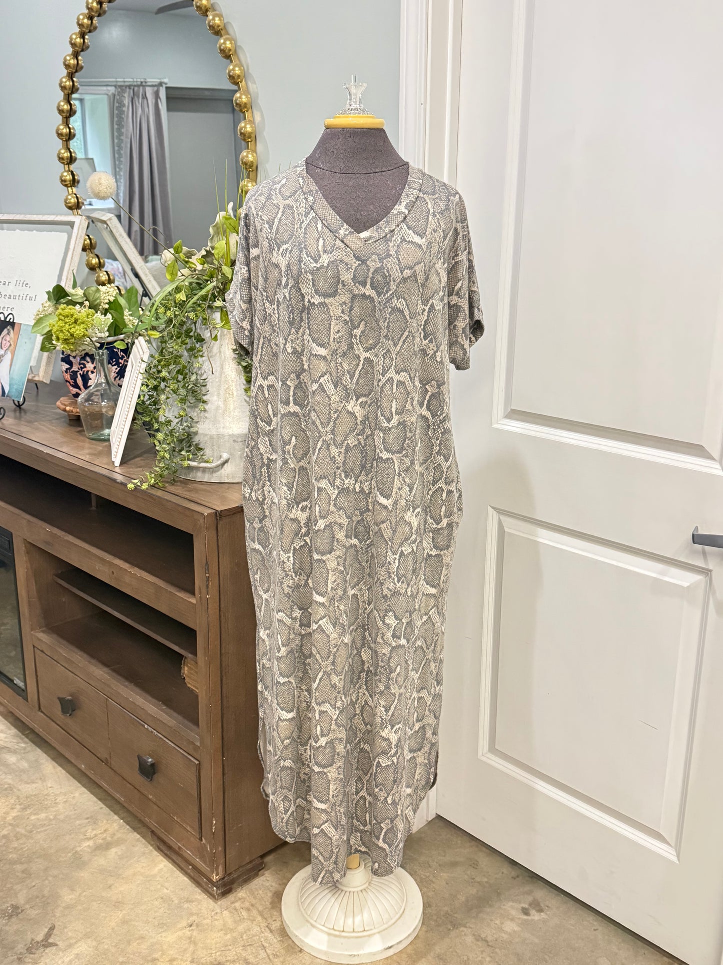 Womens Snakeprint Maxi Dress Medium EUC
