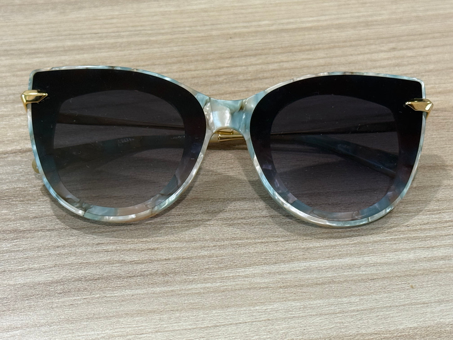 Womens Krewe Laveau Sunglasses LIKE NEW