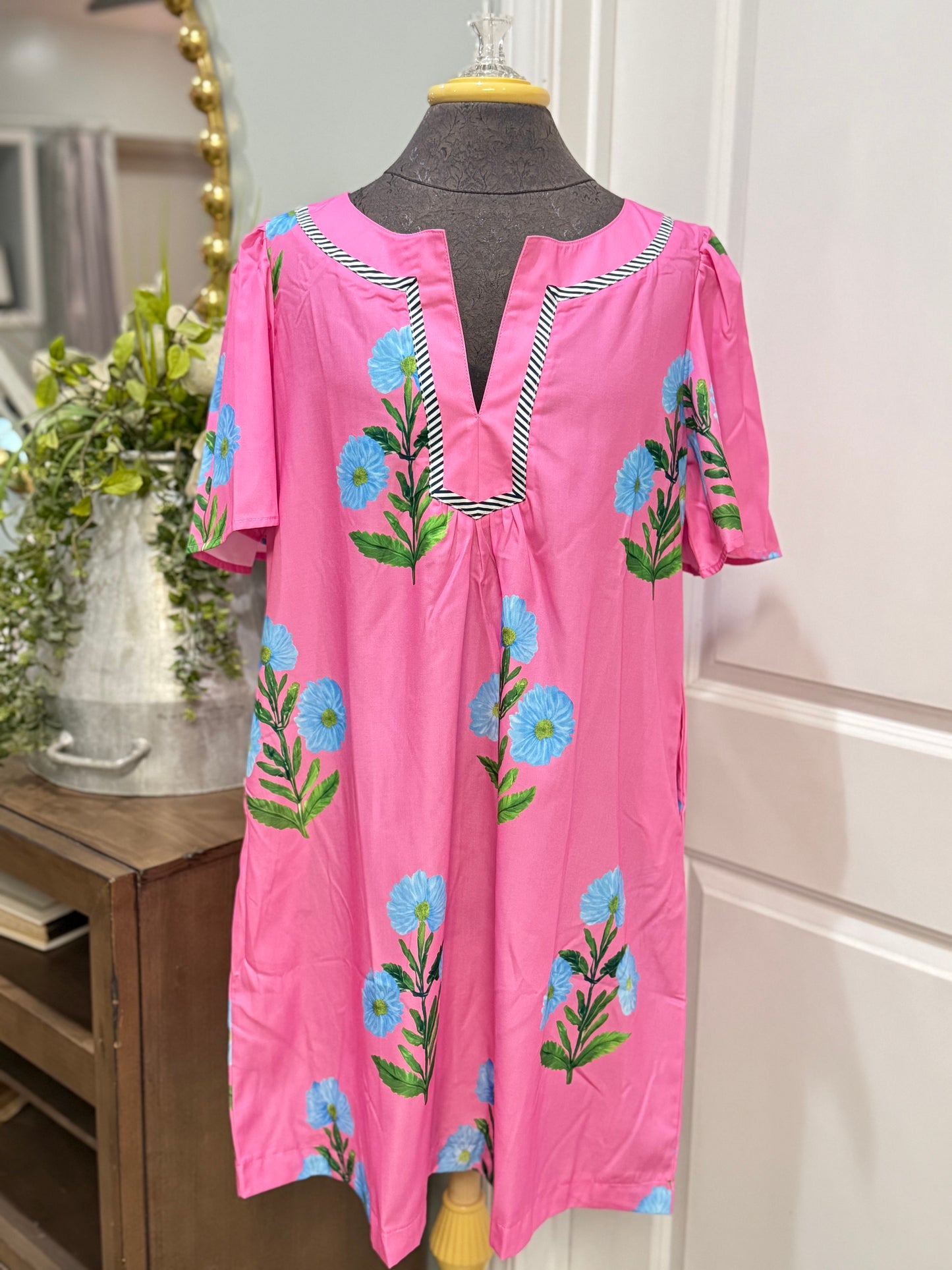 Womens Rose Floral Short Sleeve Loose Mini Dress Medium & Large NEW