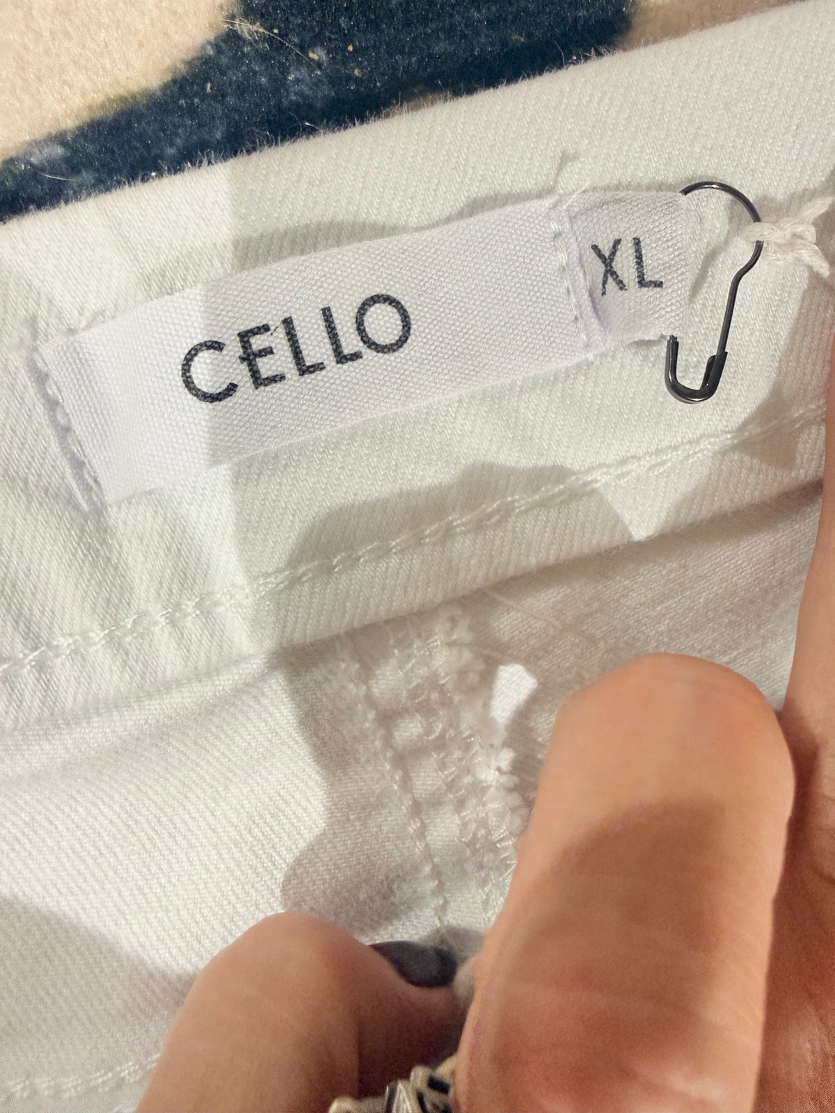 Womens Cello White Flares XL NWT