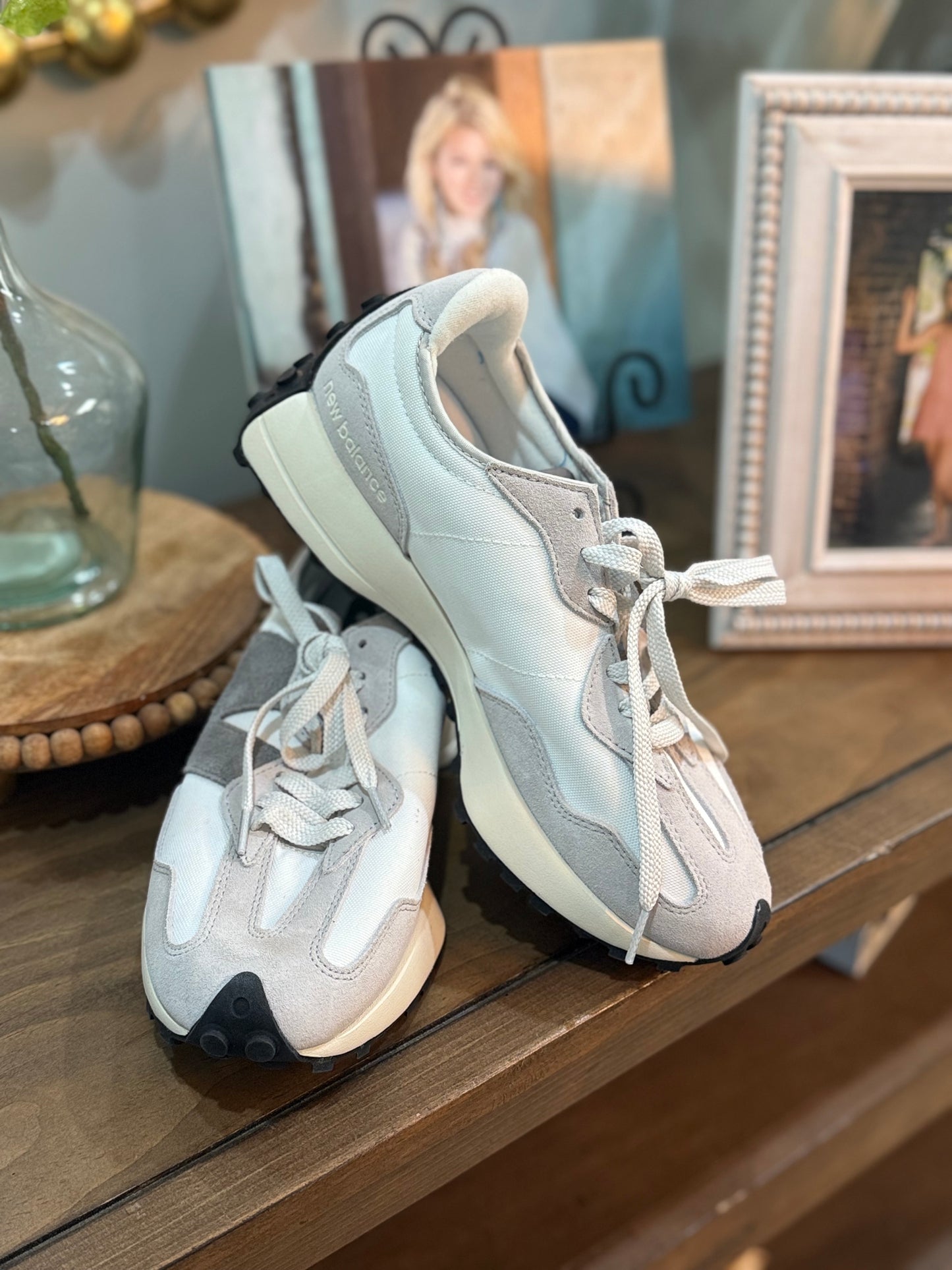 Mens New Balance Sneakers Size 8.5 NWOB