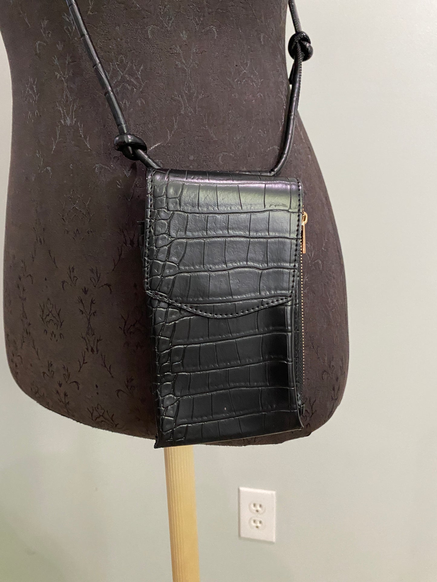 Womens Cellphone Crossbody